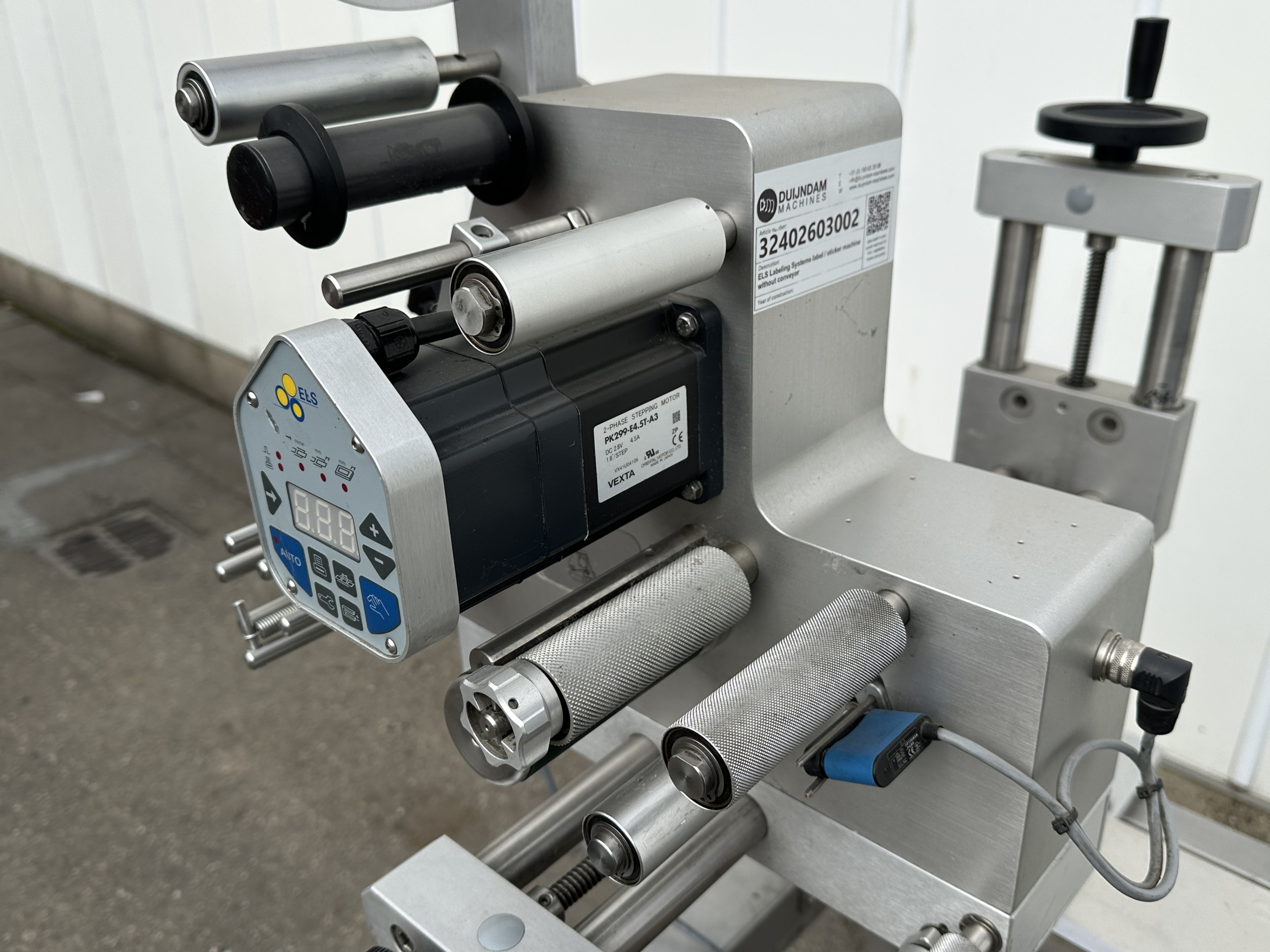 ELS Labeling systems AK3-EB-SCBS201 Этикеровочная машина