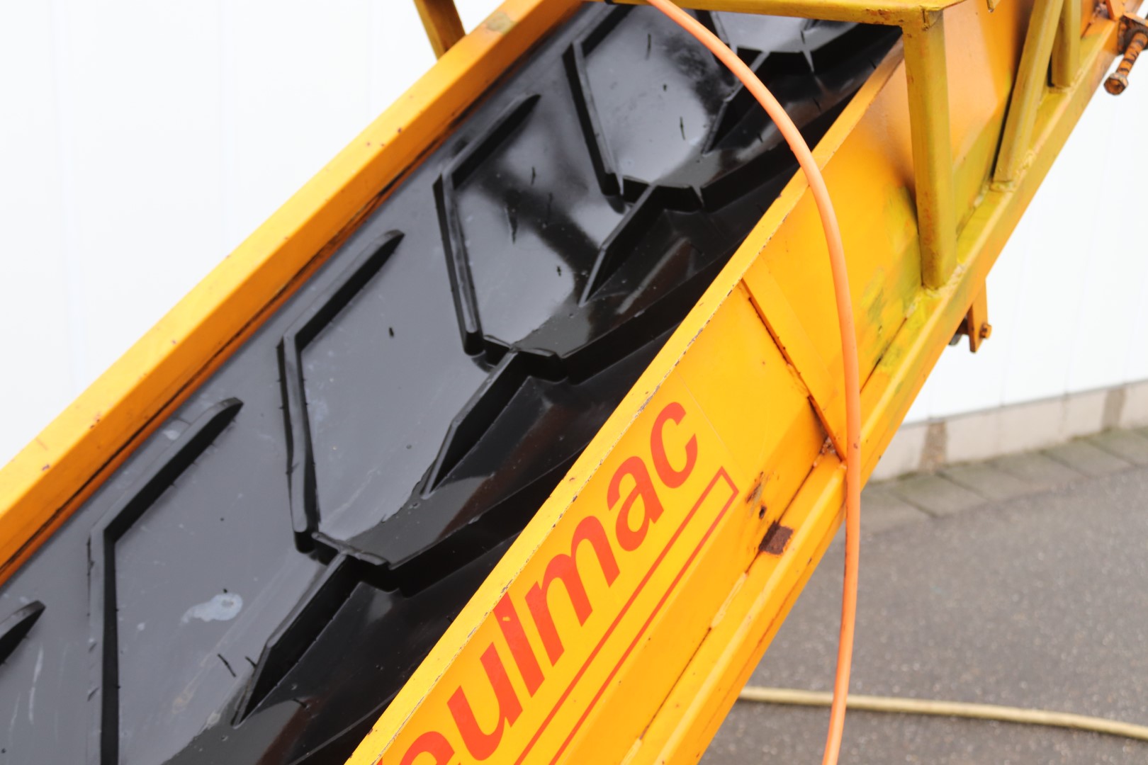 Keulmac mobile elevator conveyor 300 x 50 cm