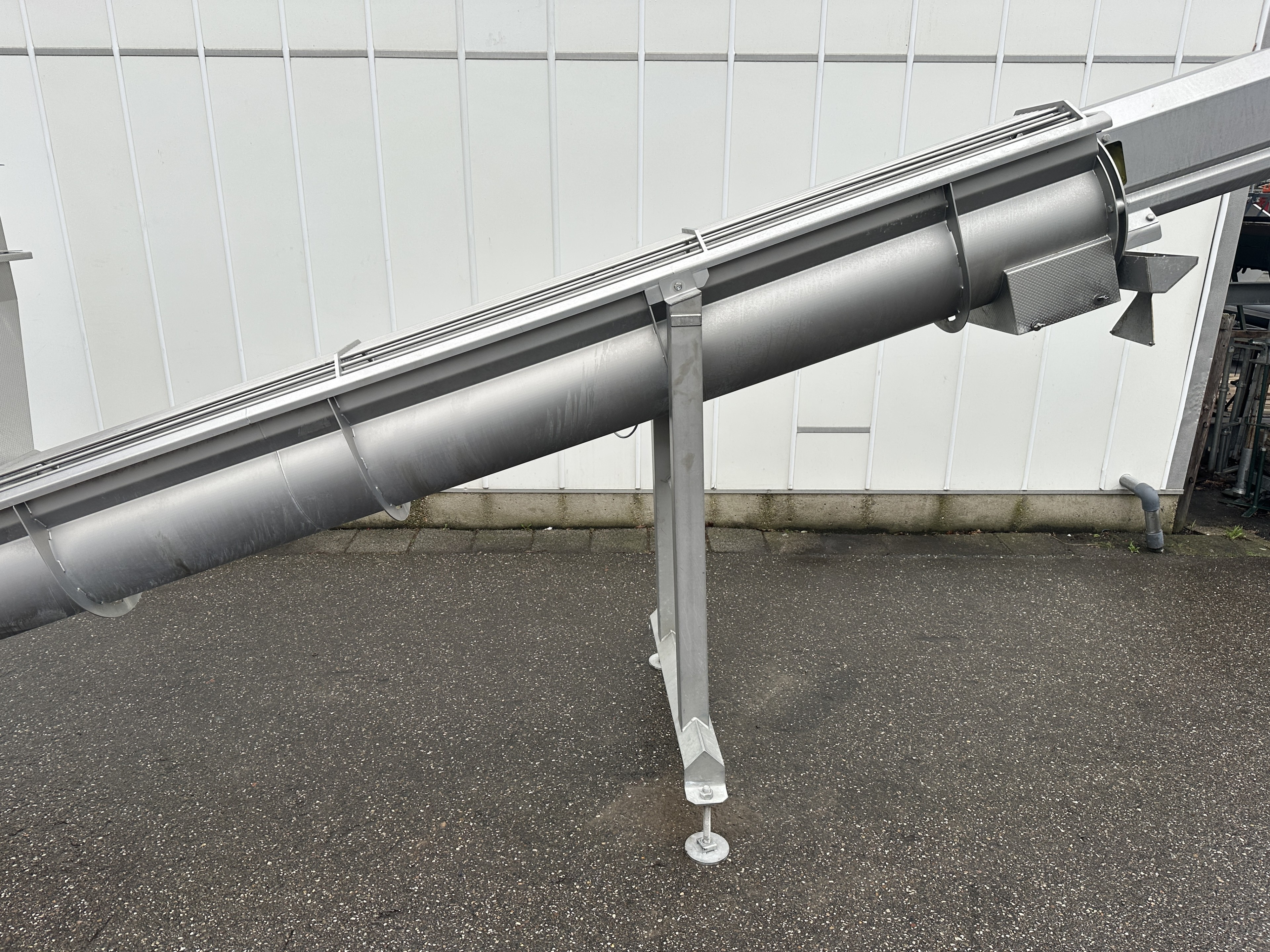 DTS Шнековый конвейер 475 x 35 см