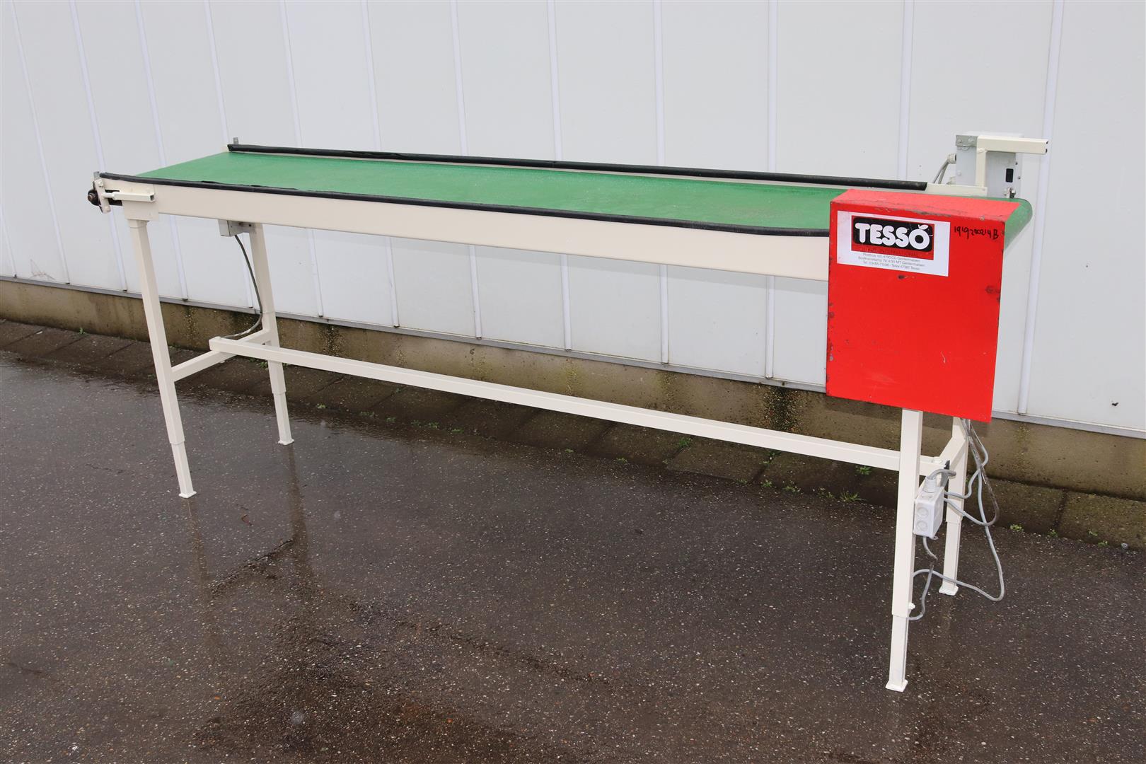 Конвейерный упаковочный стол Tesso 255 x 50 см