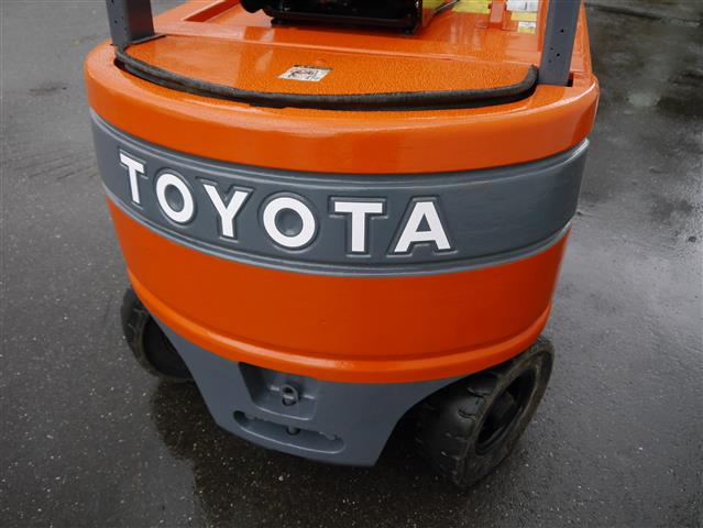 Электрический вилочный погрузчик Toyota FBM16 1,5 тонны