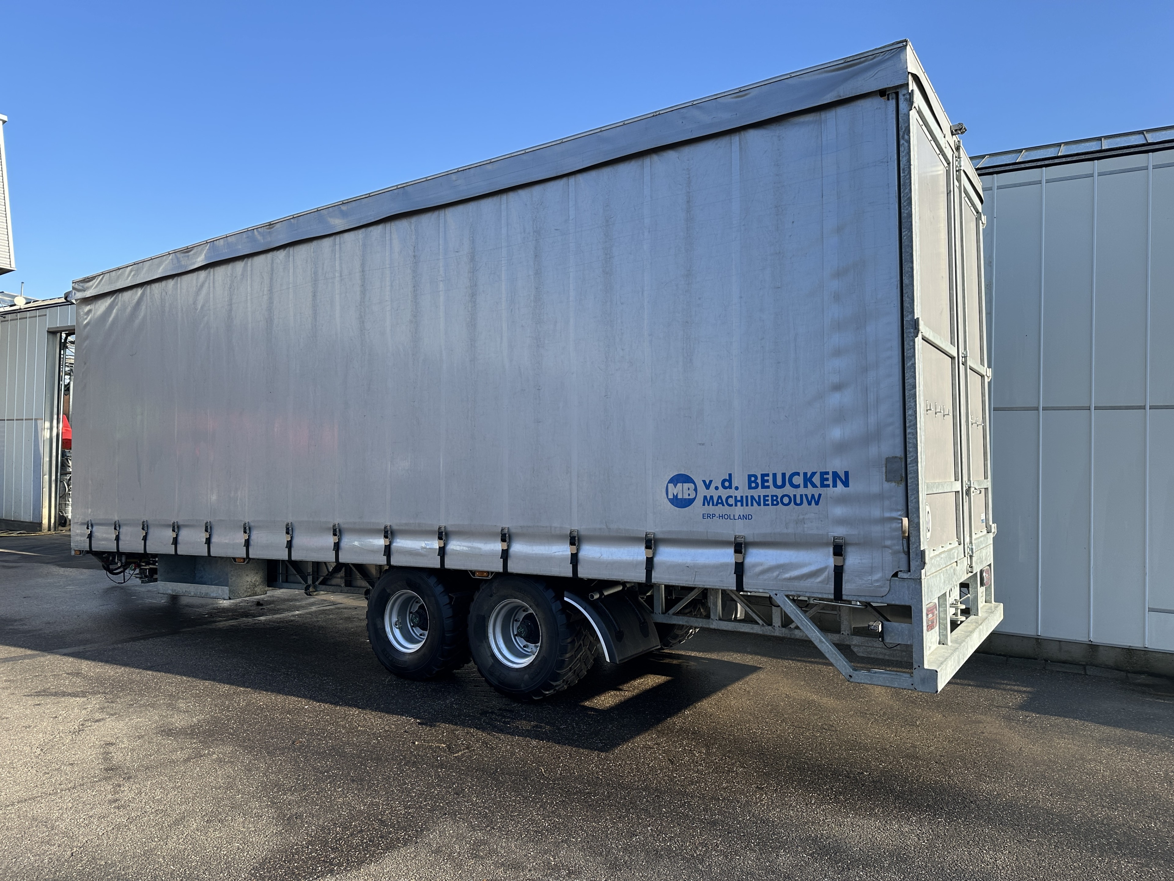 Van den Beucken Тележкa для уборки урожая 850 x 250 см, 21 поддон