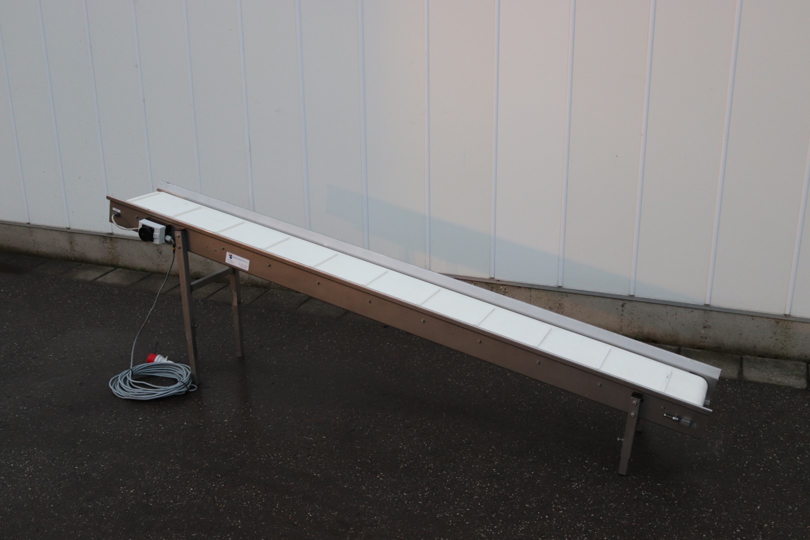 Bouwpaco stainless steel conveyor /elevator 265 x 30 cm