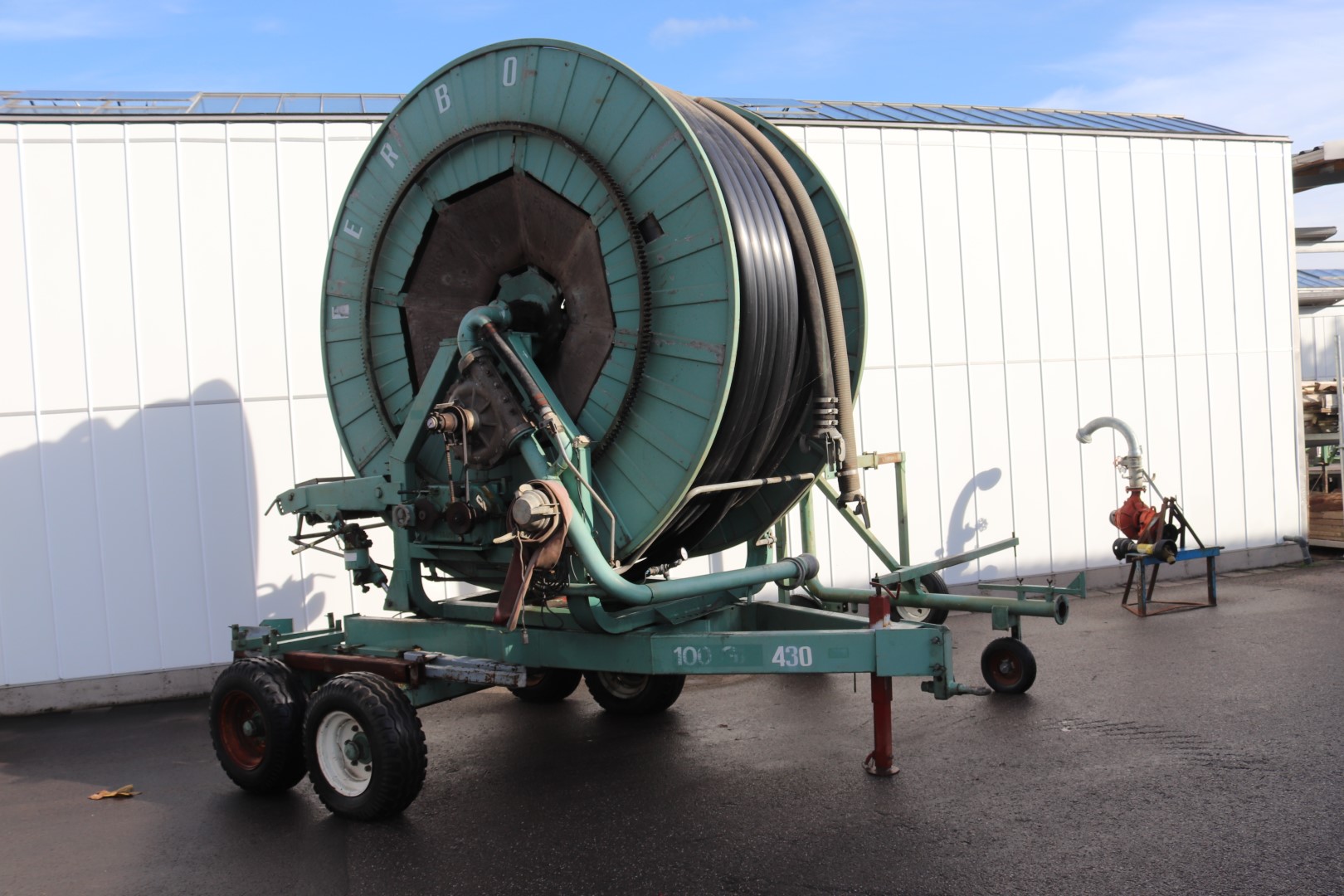 Ferbo irrigation hosereel 430 meter, 100 mm, with pump