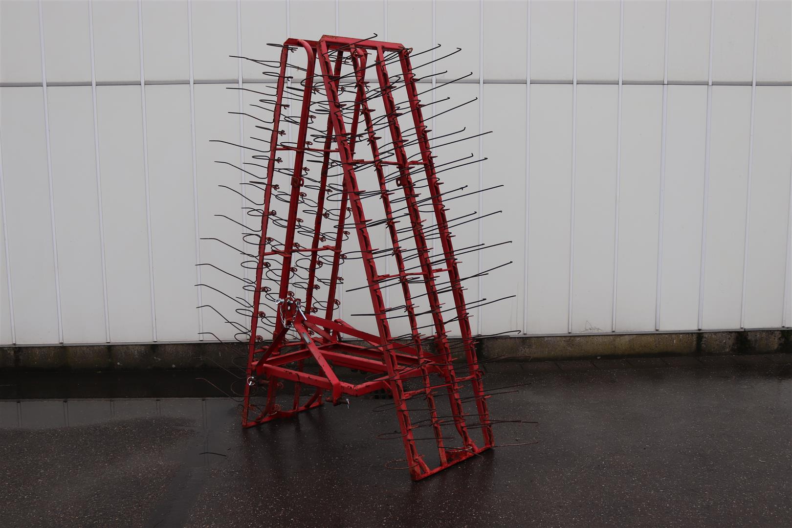 Зубчатая прополочная машина Lely 450 см.