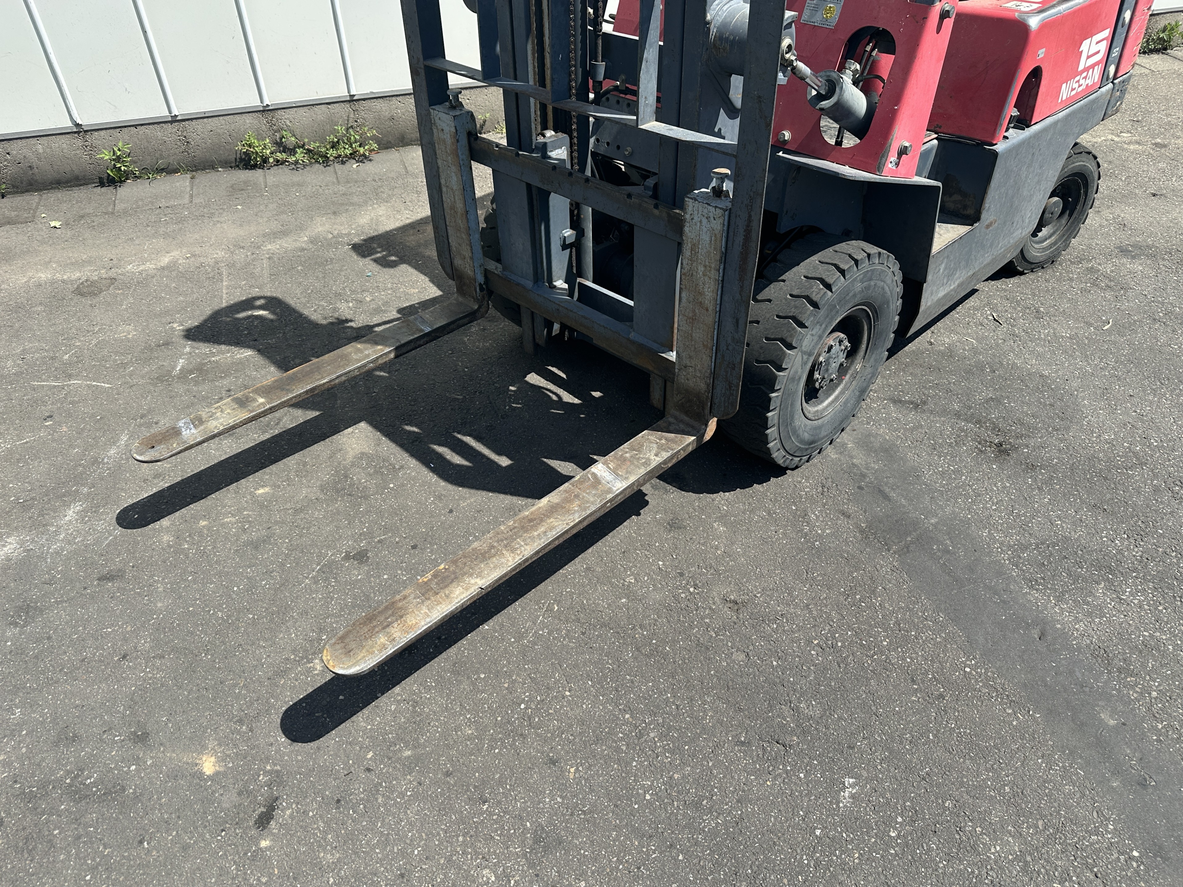 Nissan LPG 15 automat �������� ���������