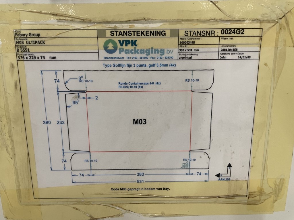 Sealed Air B+ BA20 Mашина для формовки картонных коробок и кассет с наклейкой, подъемником и сборным конвейером
