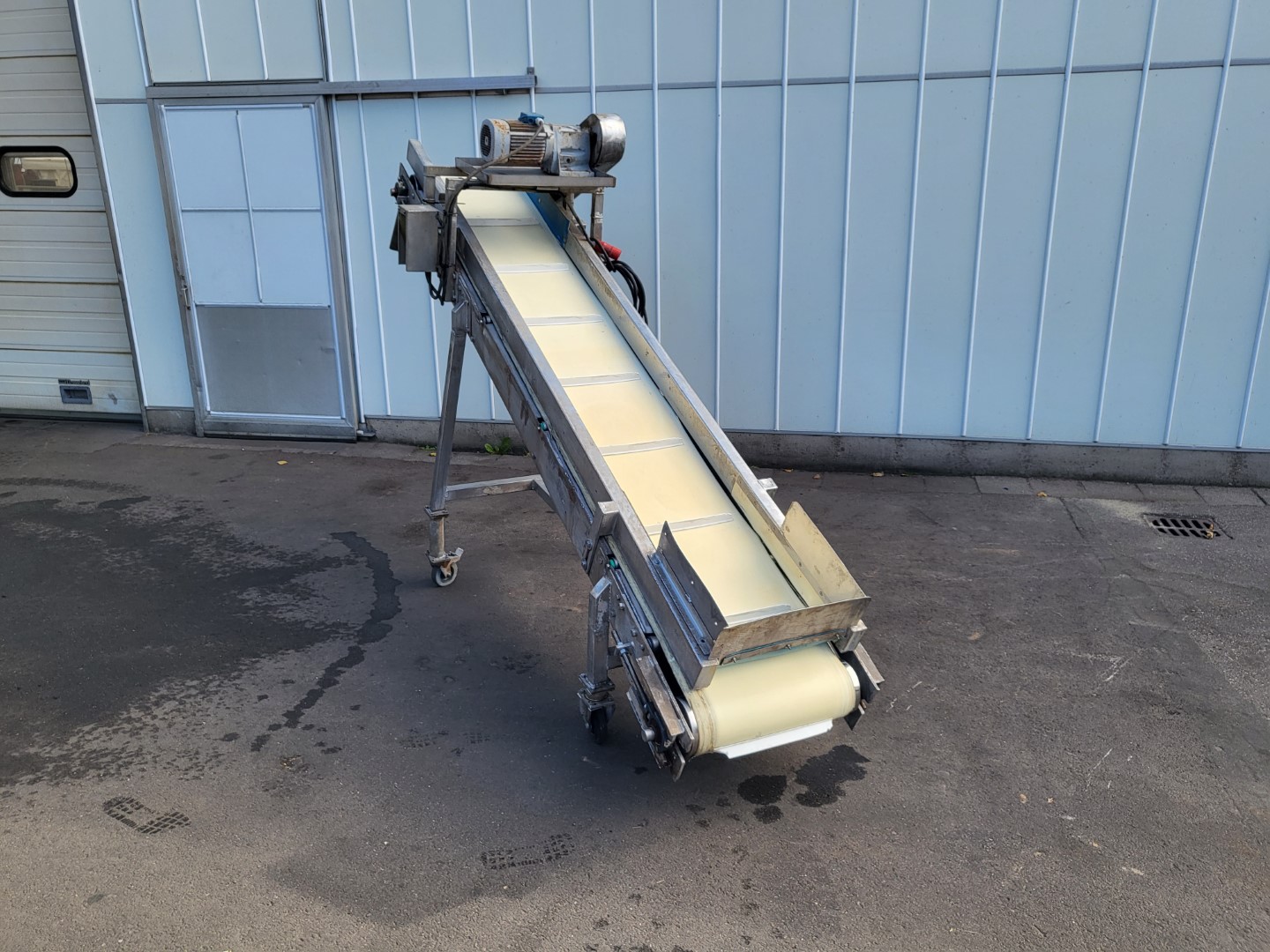 Лифт из нержавеющей стали 320 х 50 см
