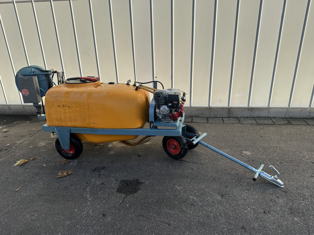 Empas 37-55-600B с катушкой и двигателем Honda