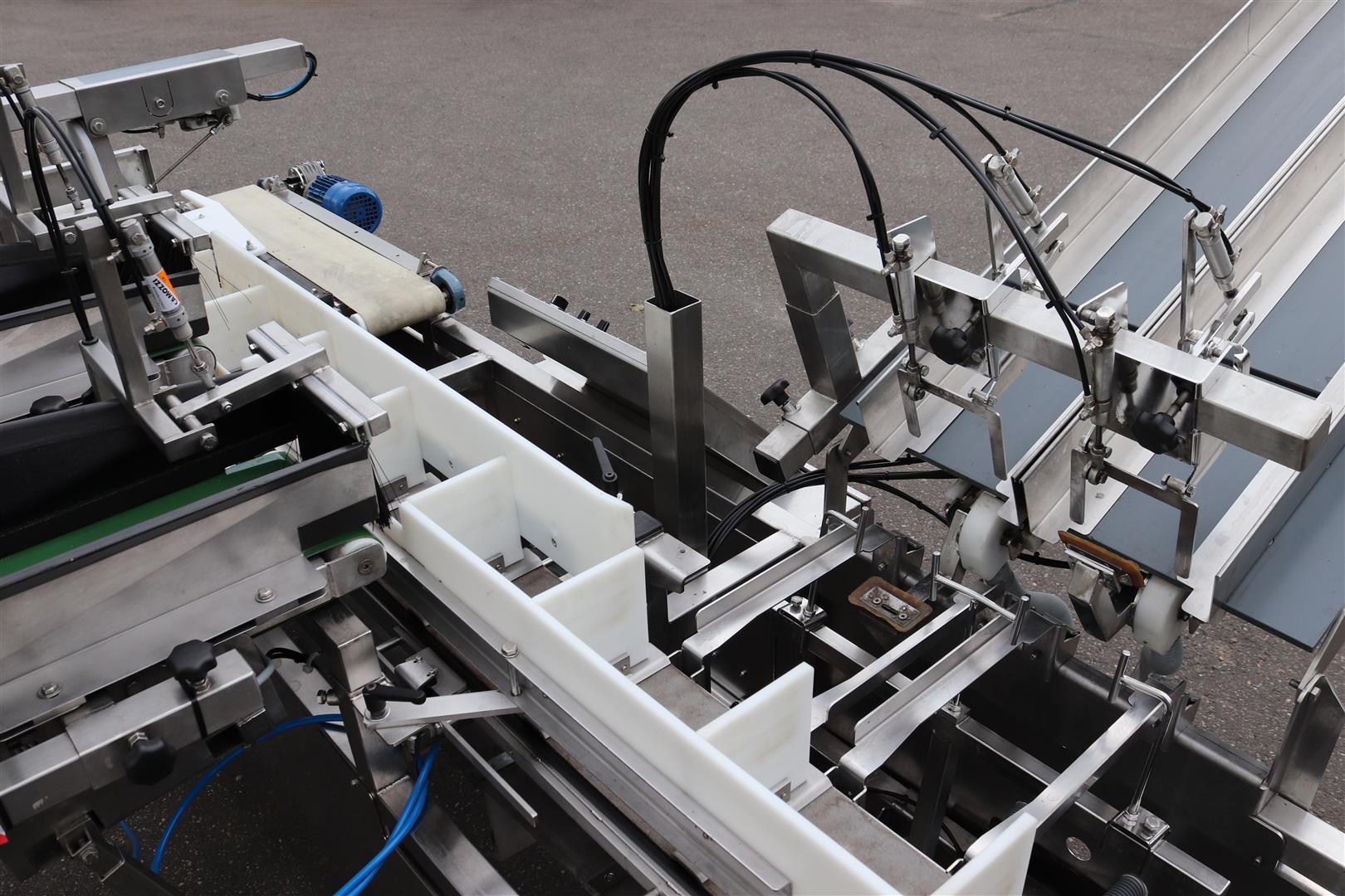 Многоголовочный весовой дозатор Newtec 2009A с машиной для наполнения корзин NBM61A