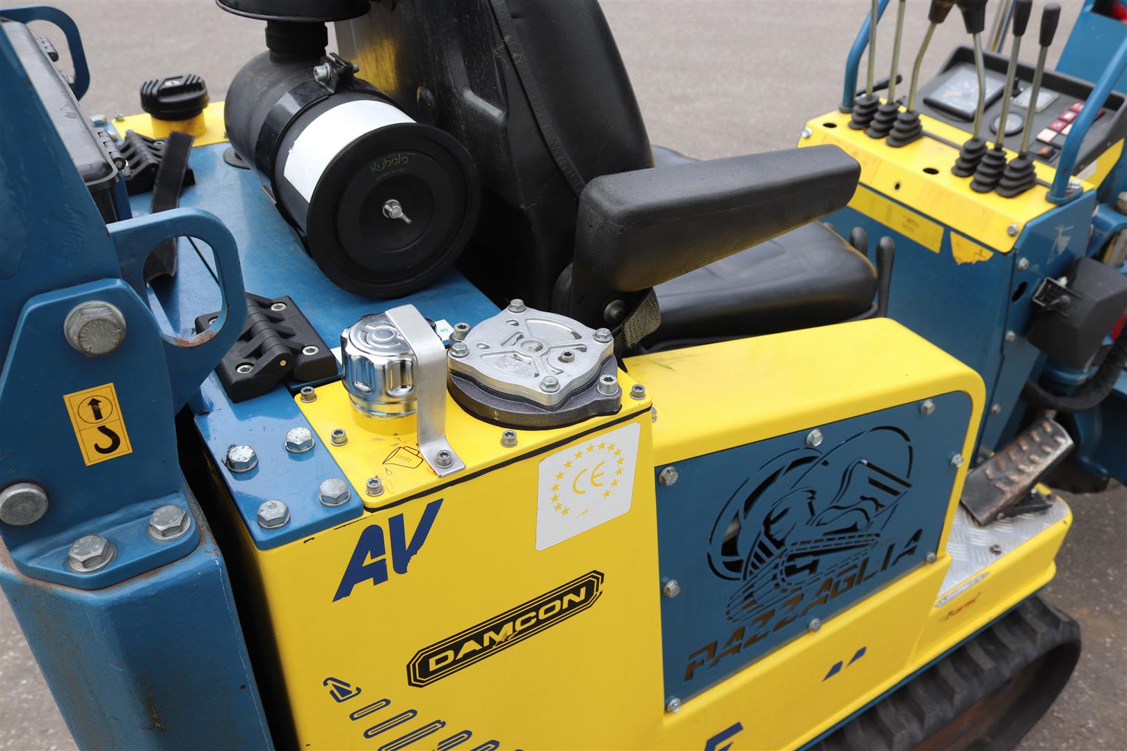 �������� ��������� ���� Pazzaglia FZ-110 AV