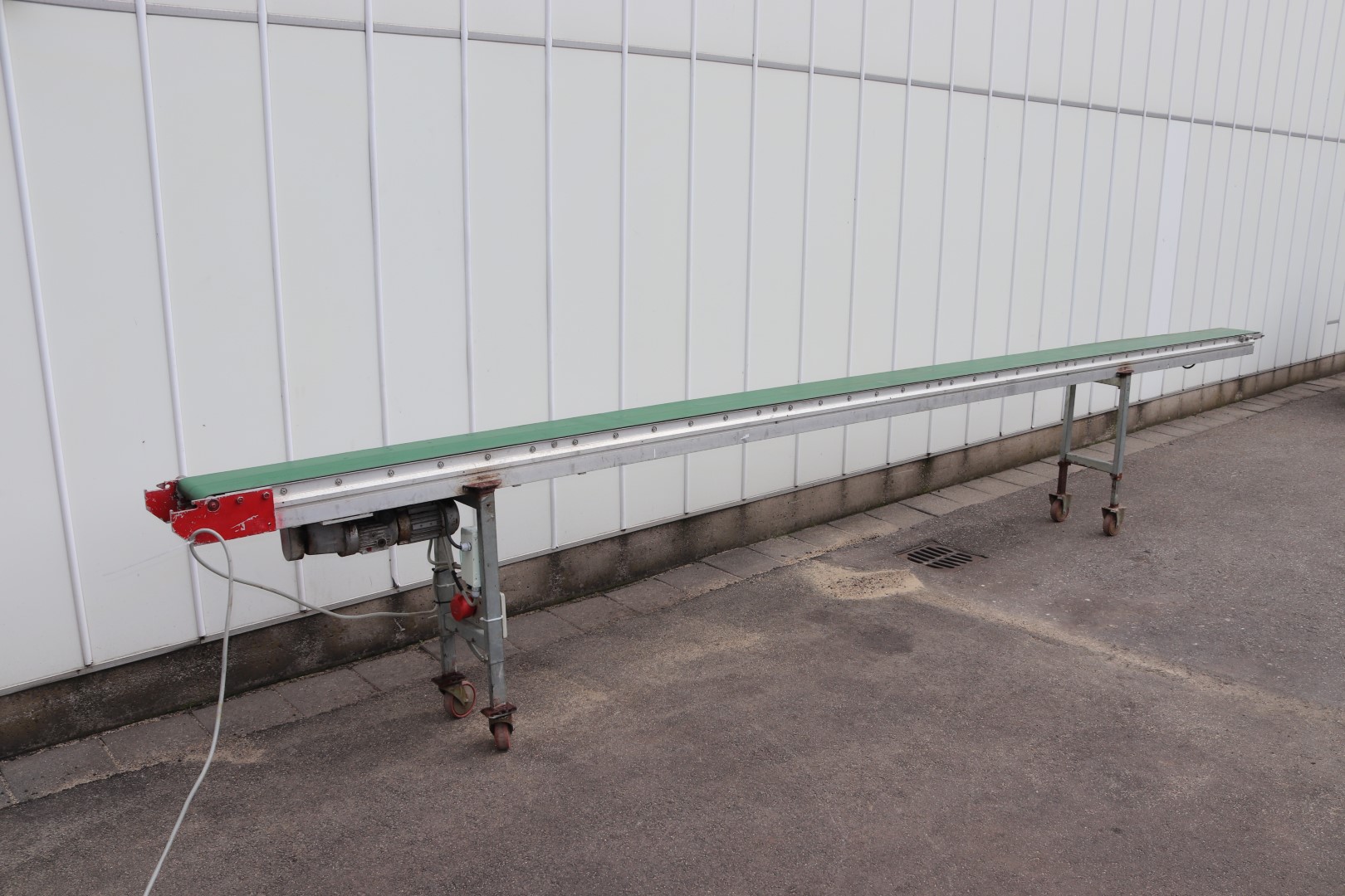 Wevab conveyor for potplants 600 x 24 cm