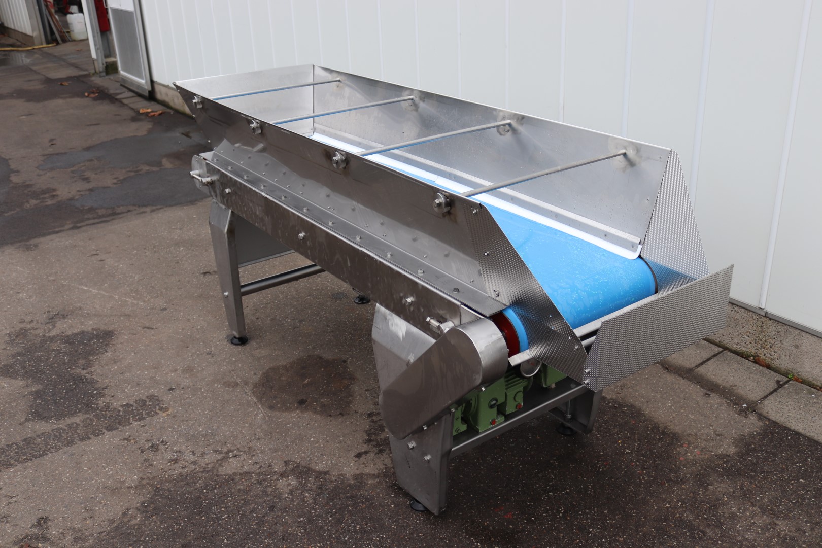 Stainless steel conveyor 200 x 50 cm