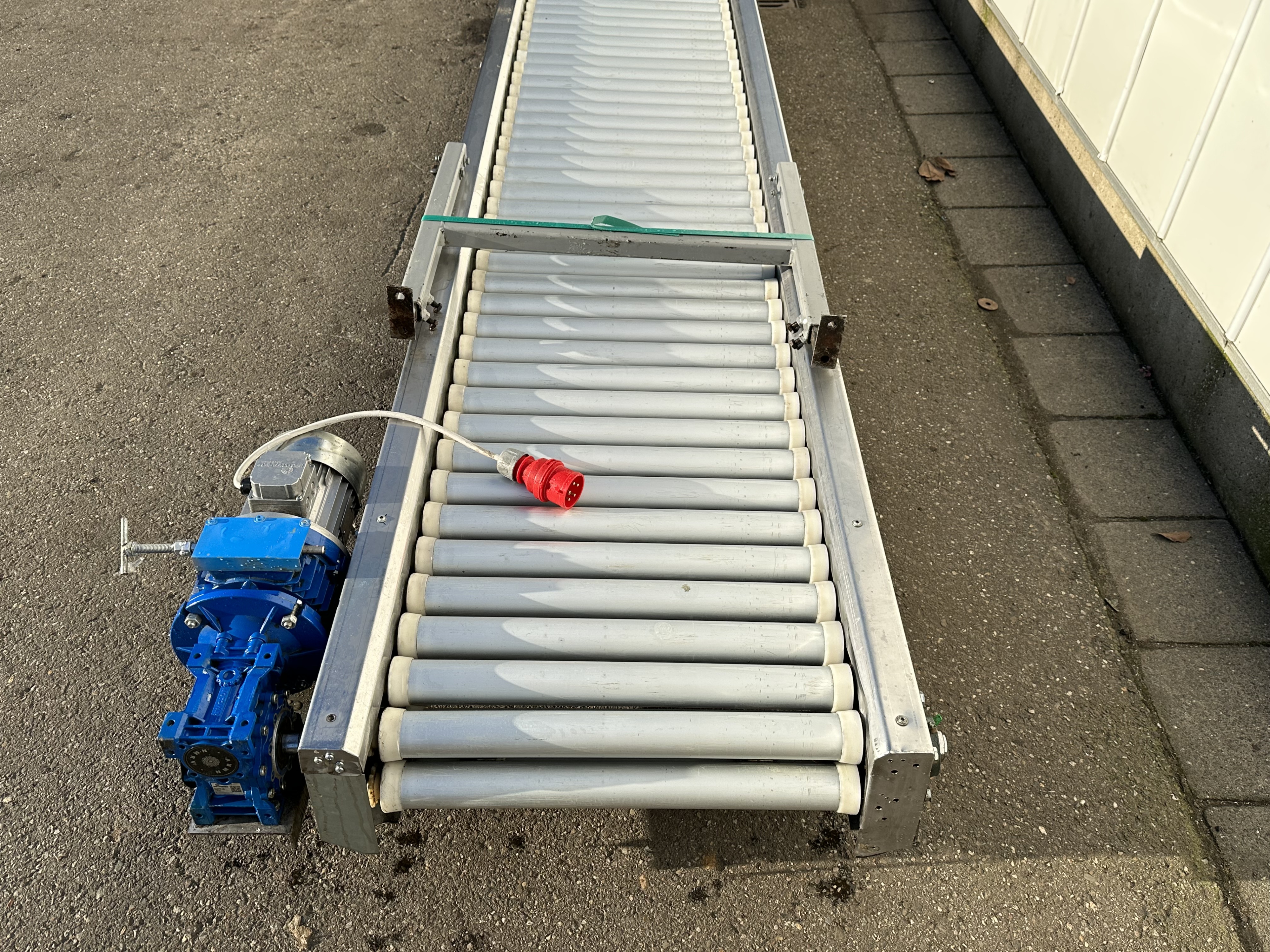 Роликовый инспекционный конвейер Maf Roda 550 x 58 см