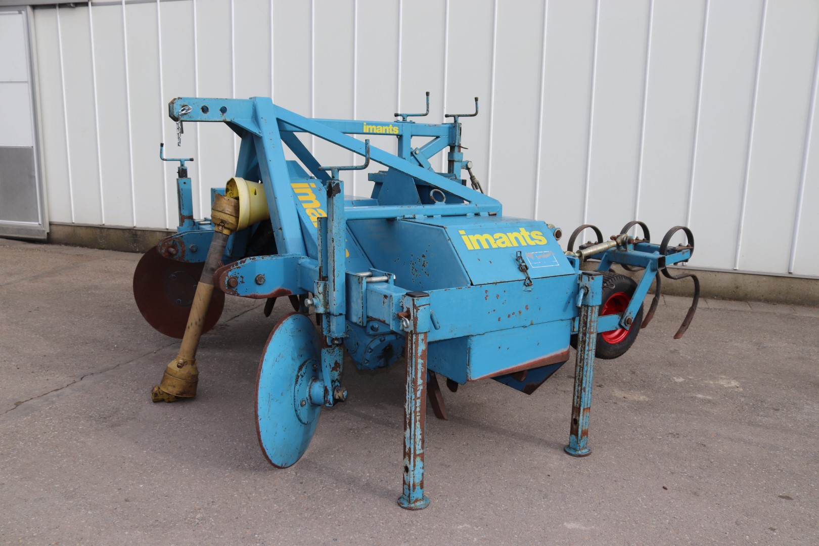 ����������� ������� Imants ��� ������