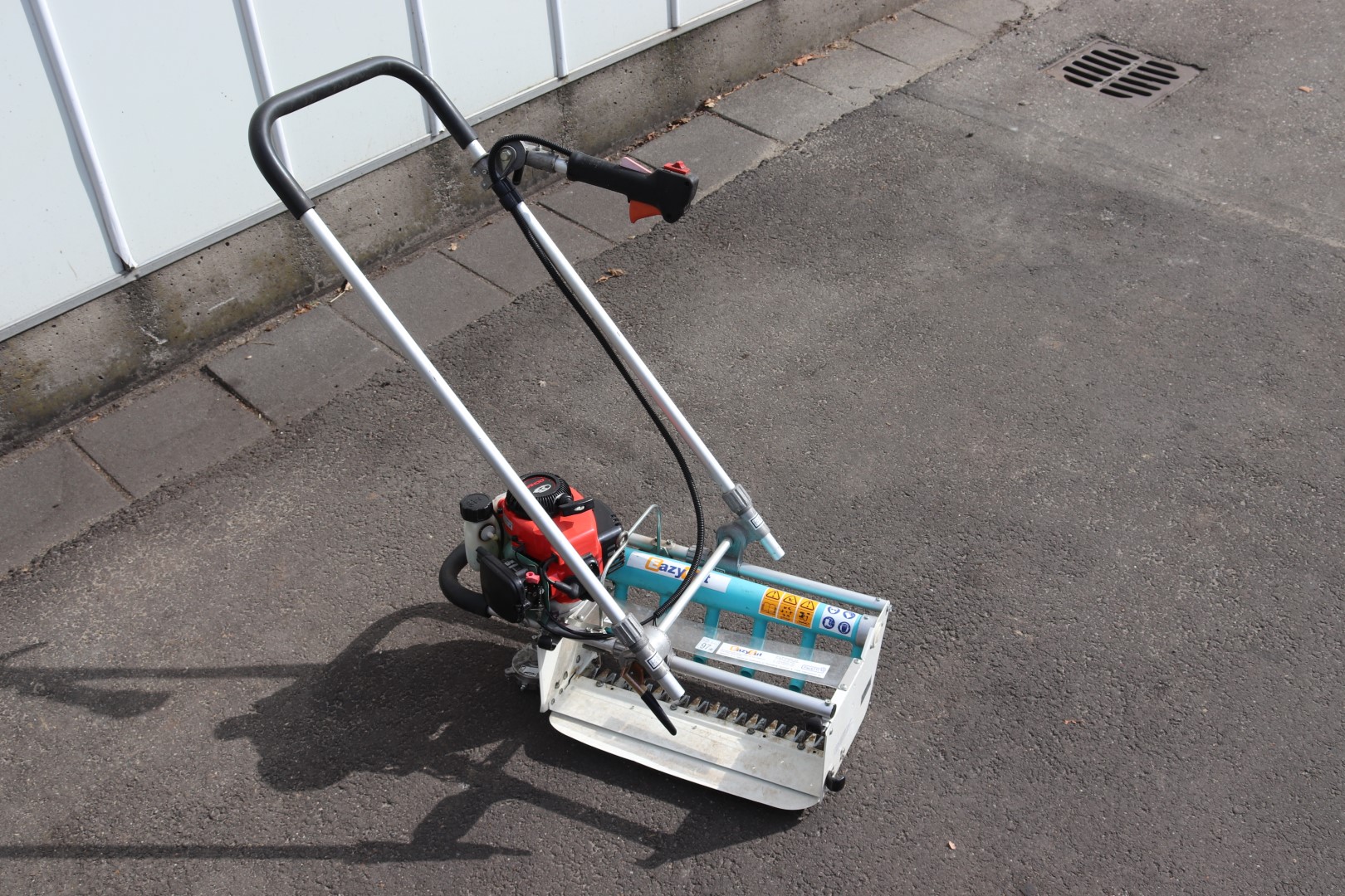 Horti Hands Eazycut pruning machine