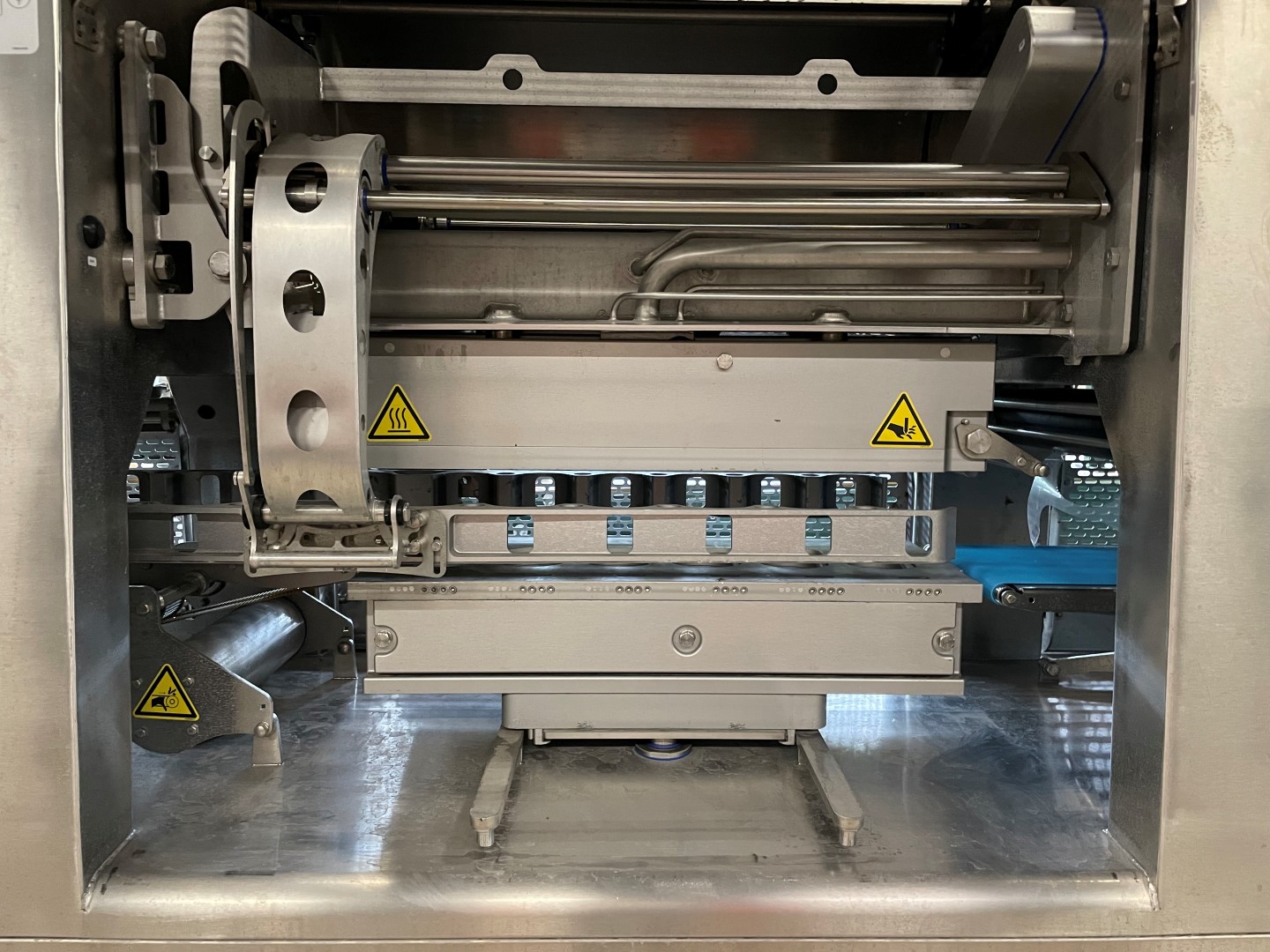 Multivac T700 top sealing machine