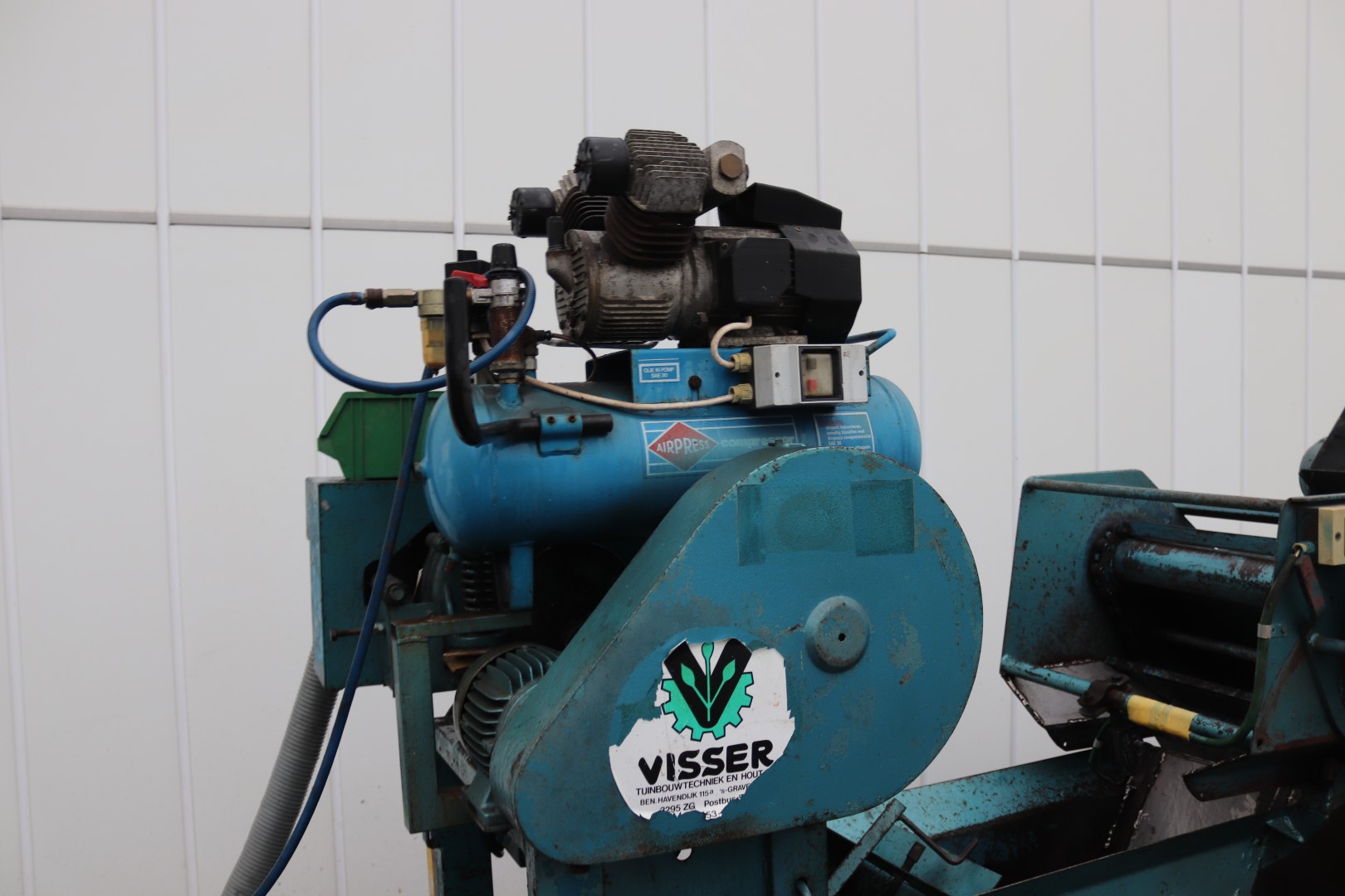 Visser / Dewa selfdriven soilblocking machine
