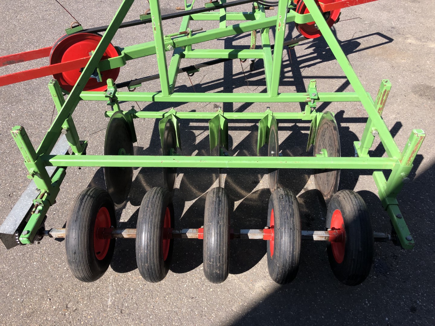 Basrijs A1/150H нож для веток клубники