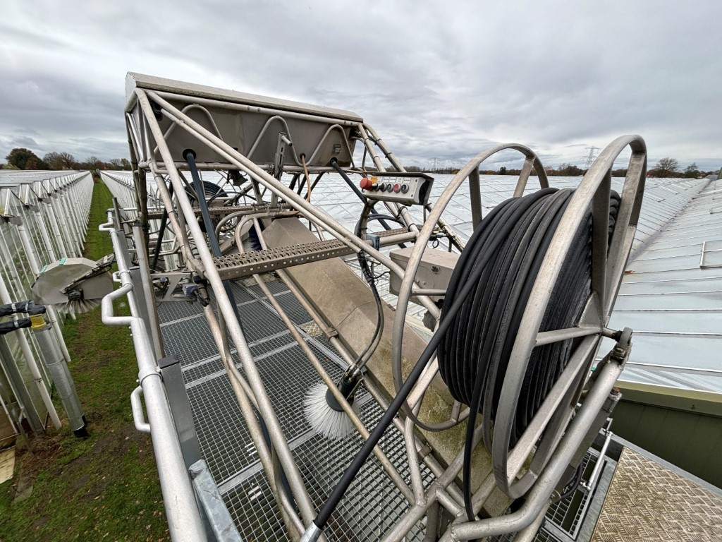 Besseling Roofmaster 400 Машинa для мойки крыш теплиц