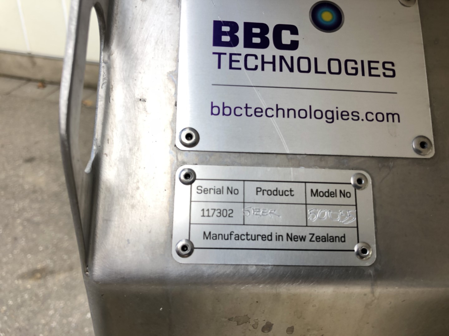 Предсортировочная машина BBC Technologies с ленточным конвейером для вишни