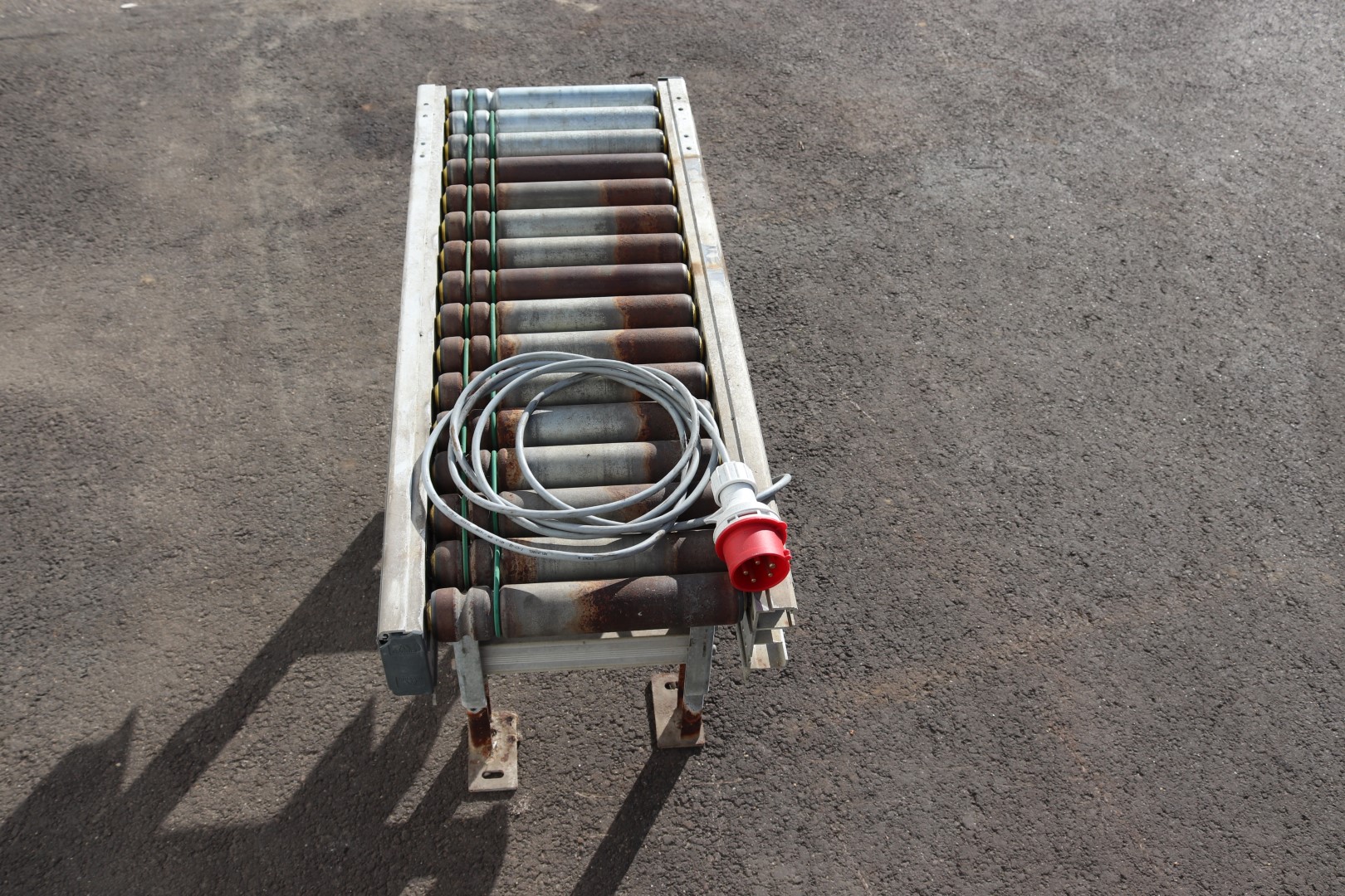 Driven roller conveyor 95 x 30 cm