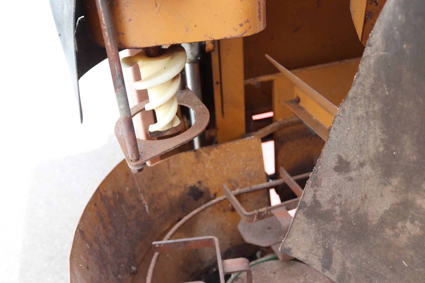 Javo Super potting machine