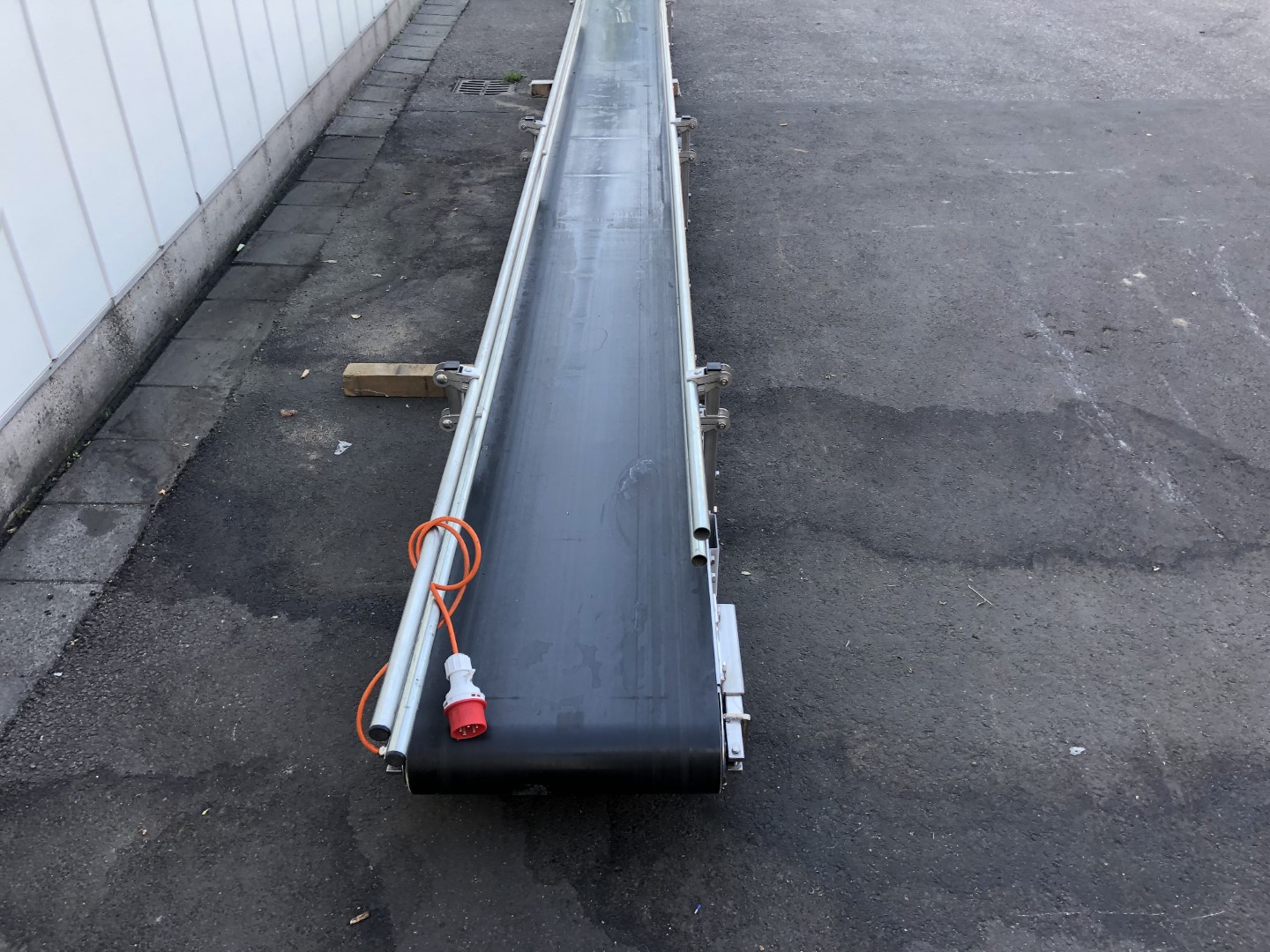Конвейер / элеватор Mountec 630 x 50 см