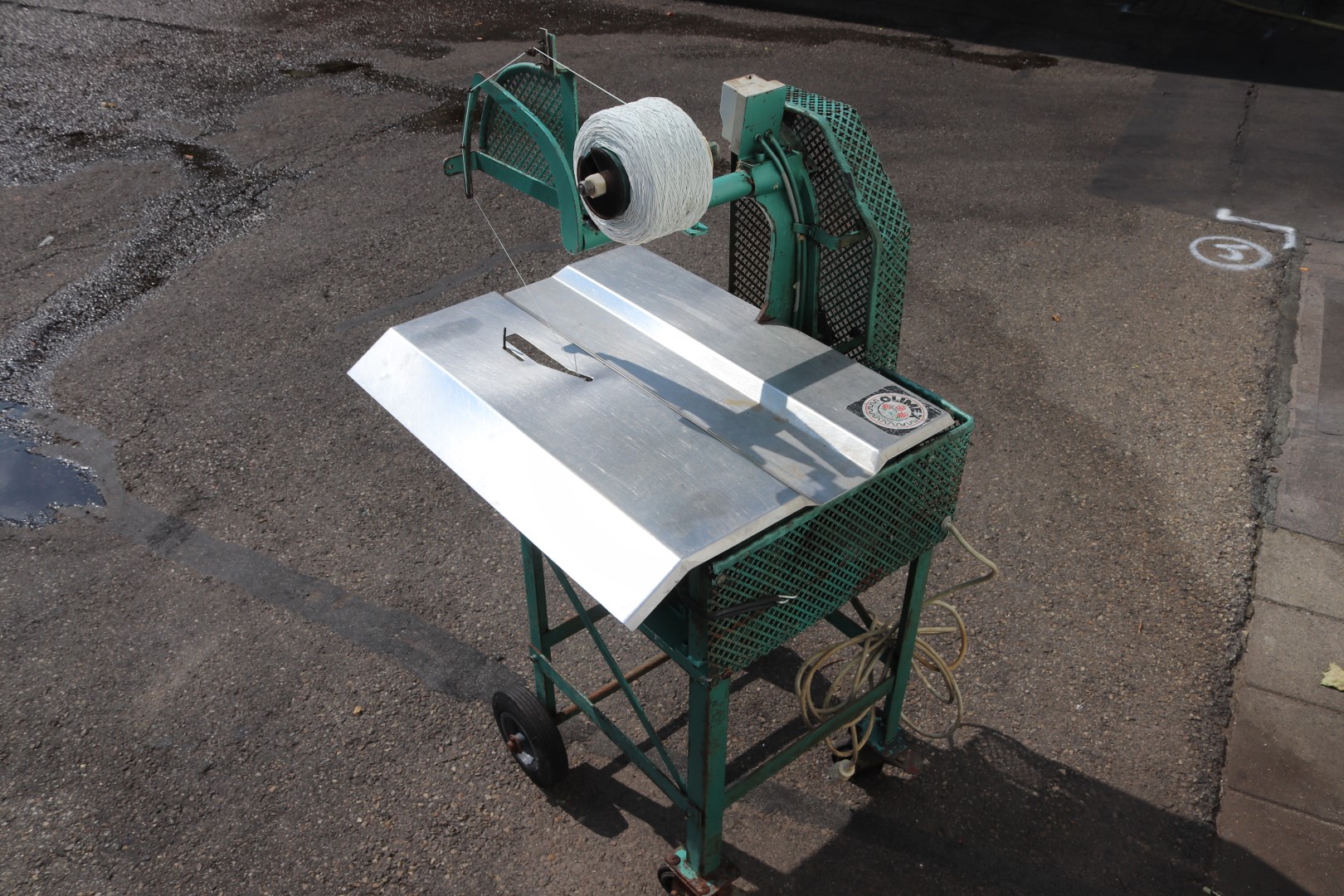 Olimex BKE binding machine for flowers