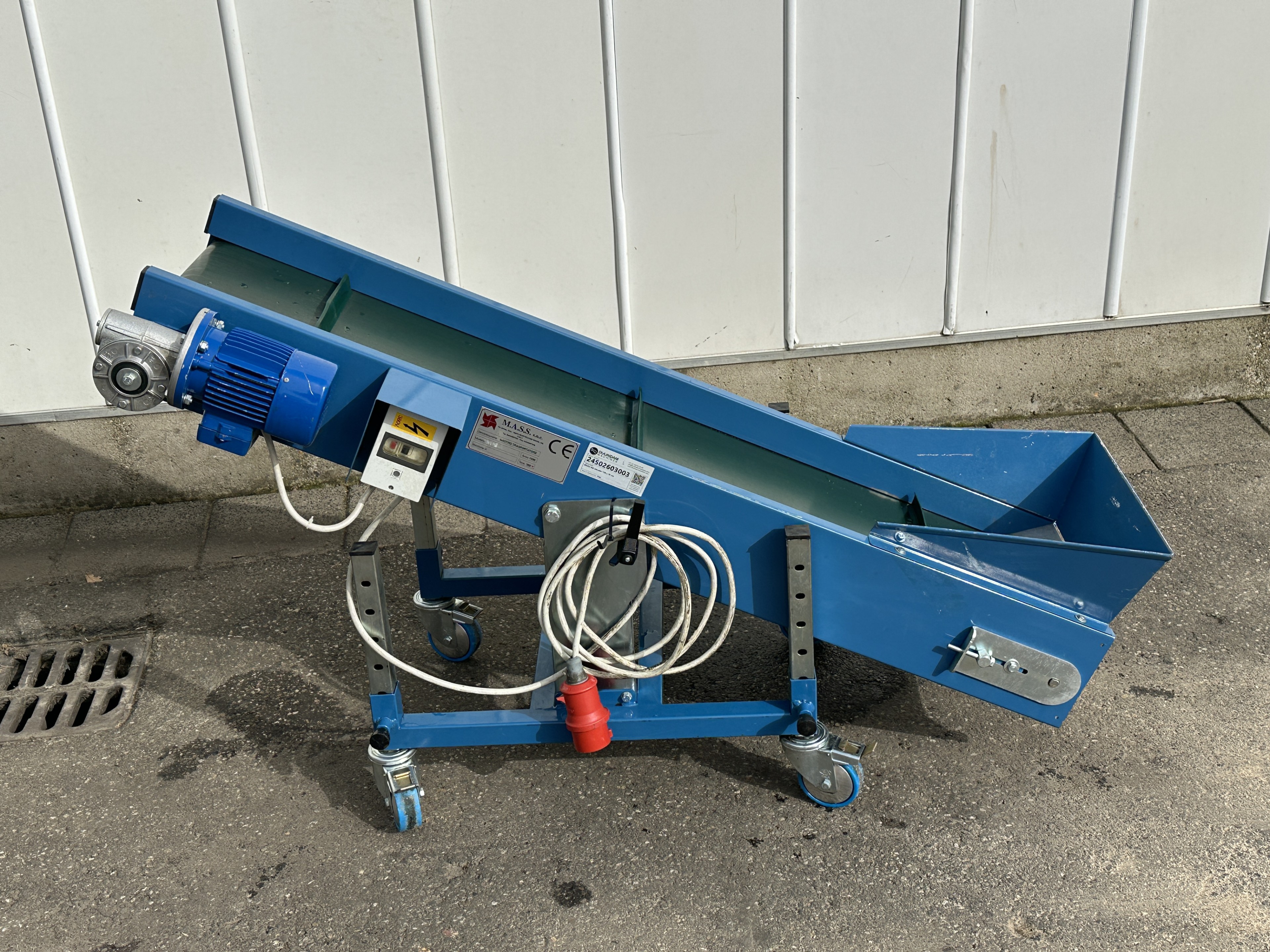 MASS NI2 Элеваторный конвейер 150 x 35 см