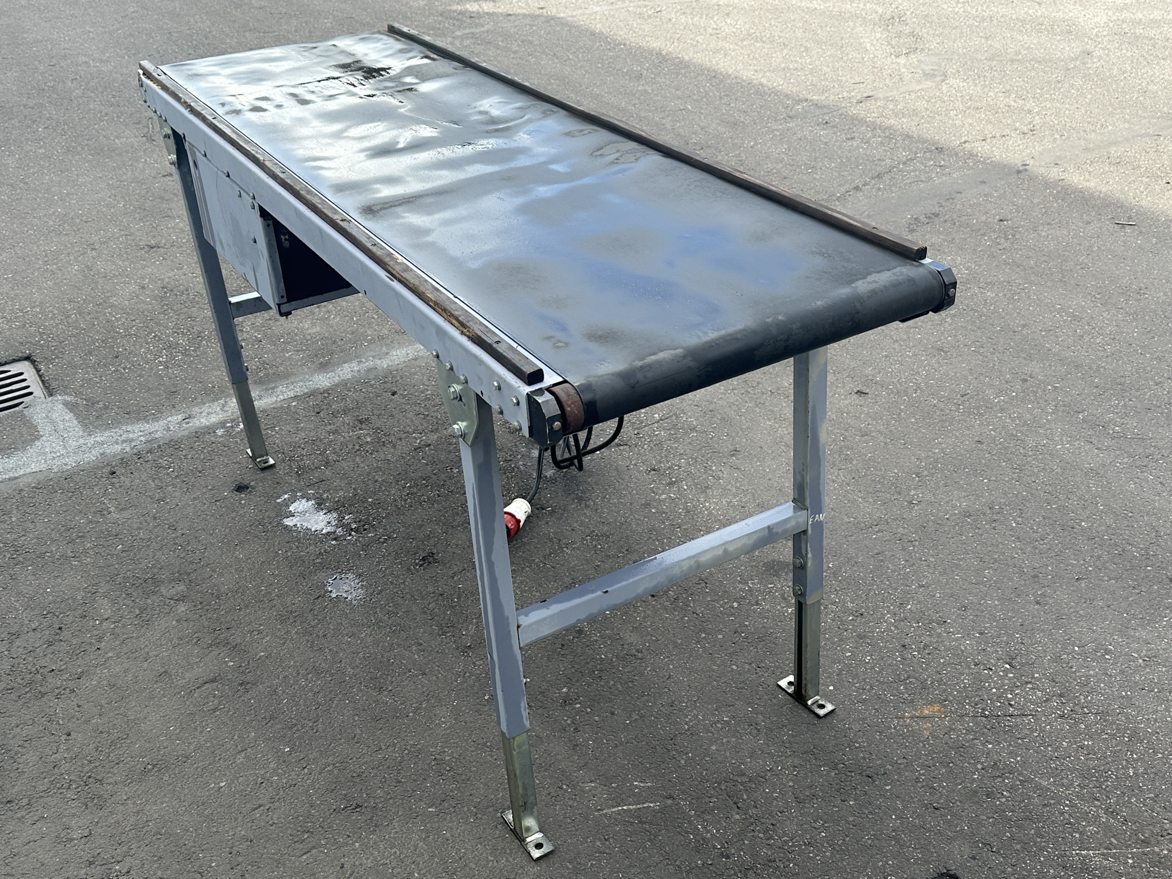 Hunkeler Hunkeler TB4 8702 конвейер 200 x 58 см