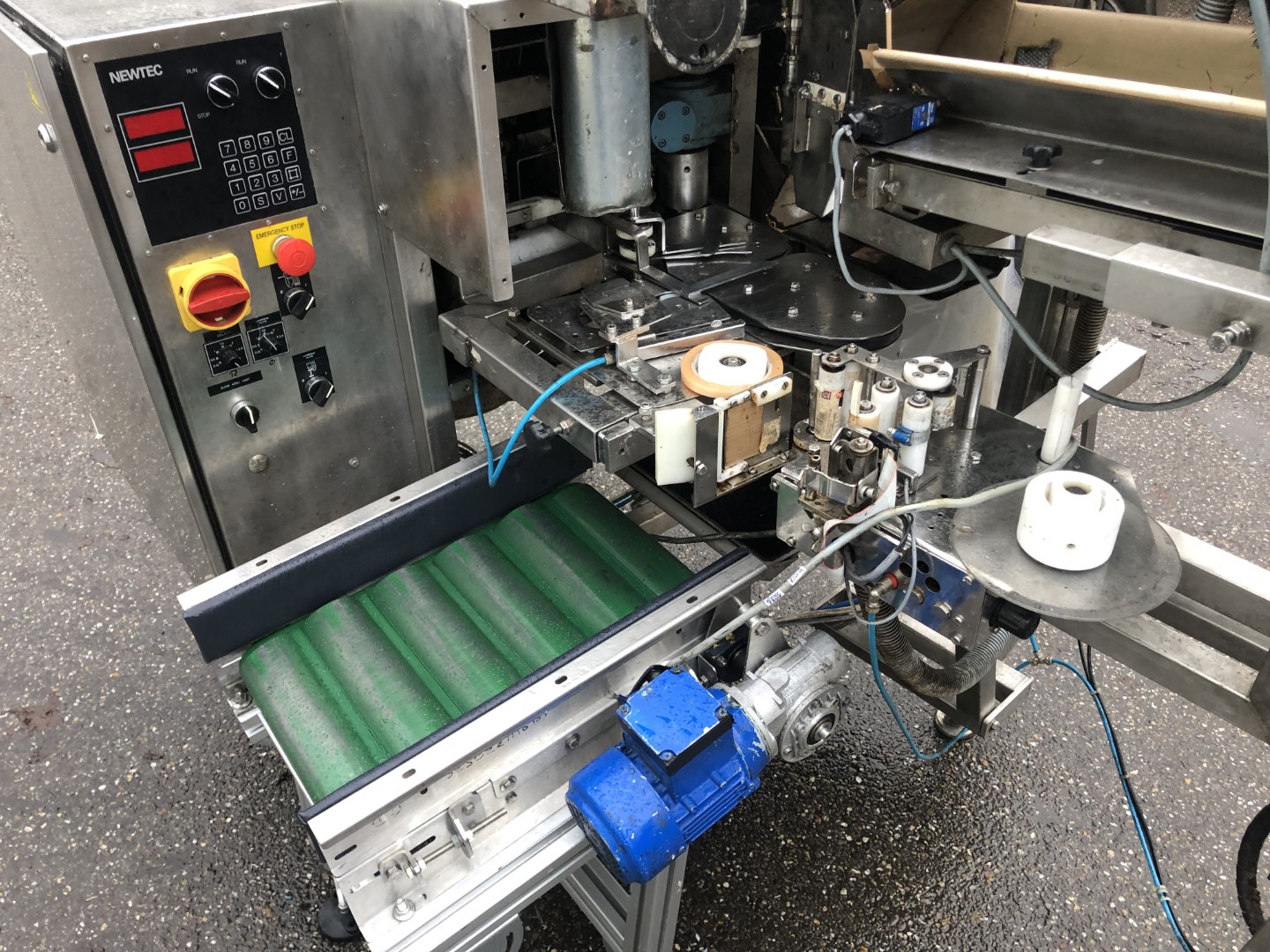 ������ ��� �������� � ������ Newtec PEB AE40