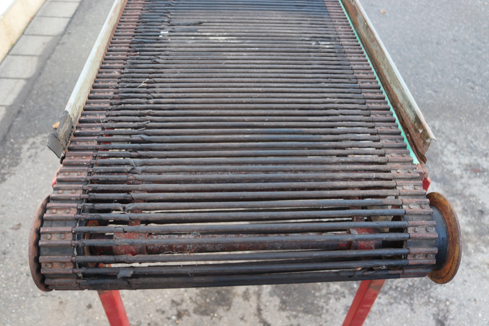 Van Dijk/Ruijgrok web conveyor 210 x 58 cm