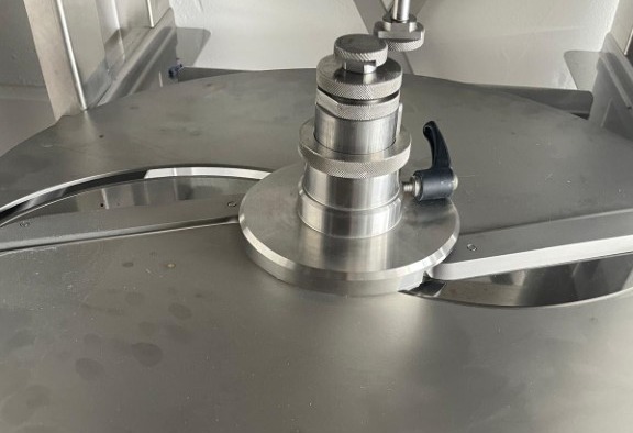 Jegerings BCM-1650 ��������-����������� ������ ��� ������ � �������