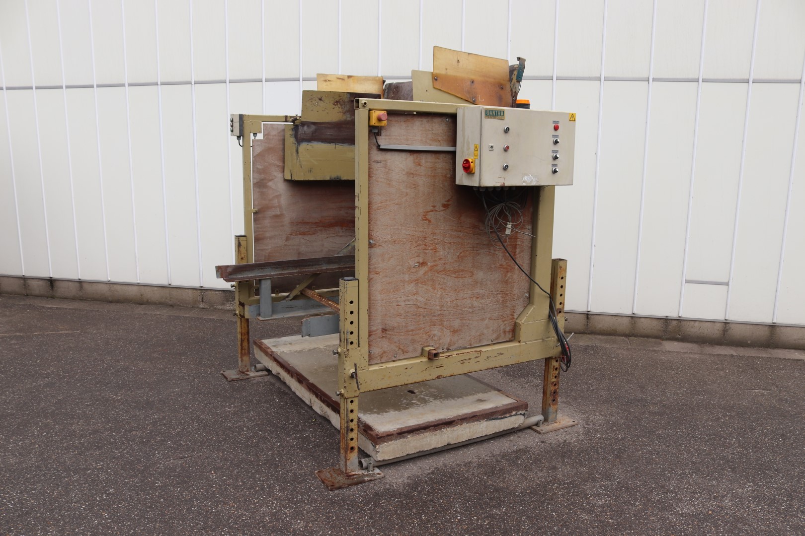 Antha boxtipper 150 cm