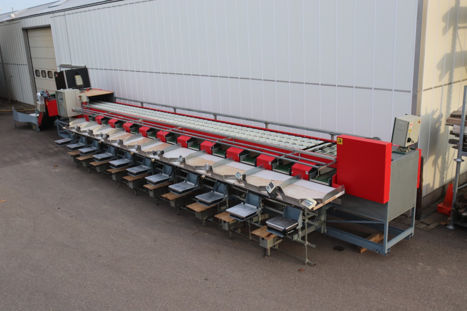 Aweta GM3-10 grading machine for peppers