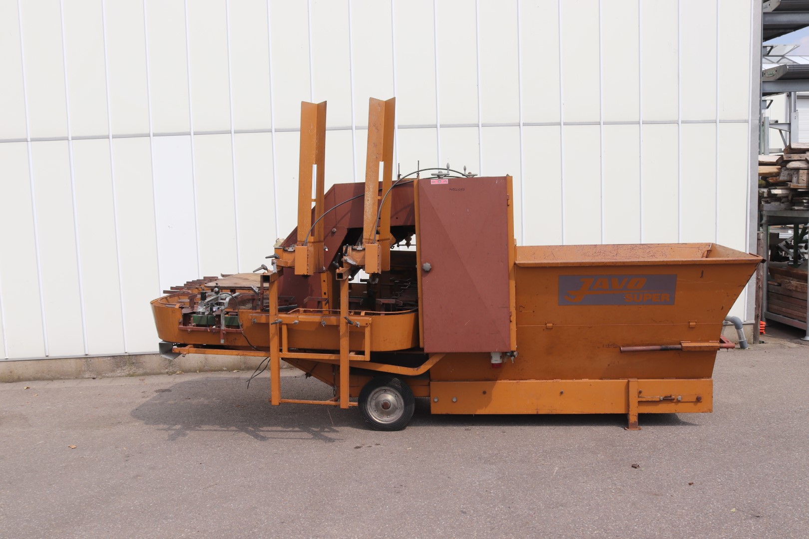 Javo Super potting machine
