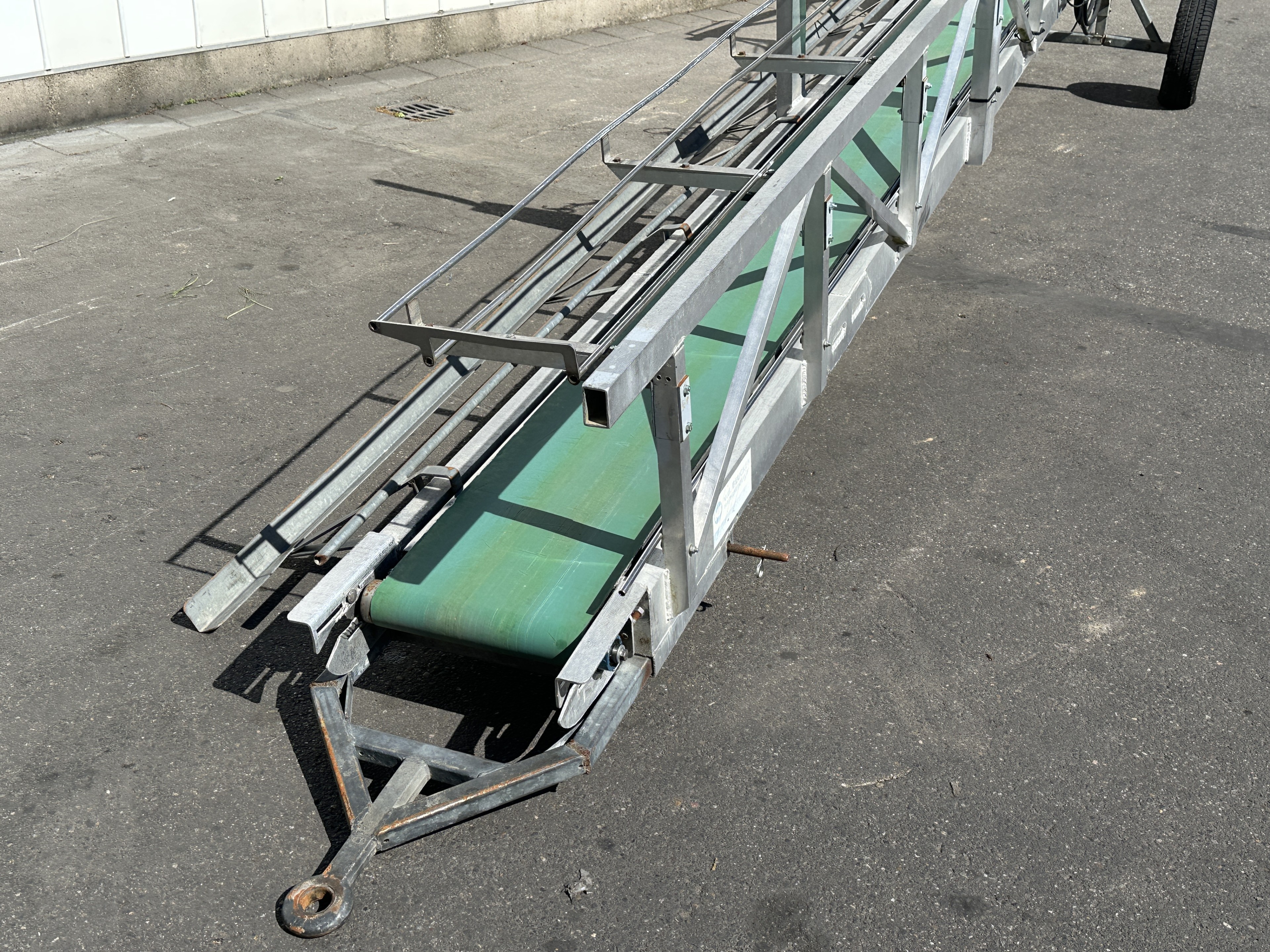 Van den Beucken OBK84 Уборочный конвейер 980 x 40 см для коробок