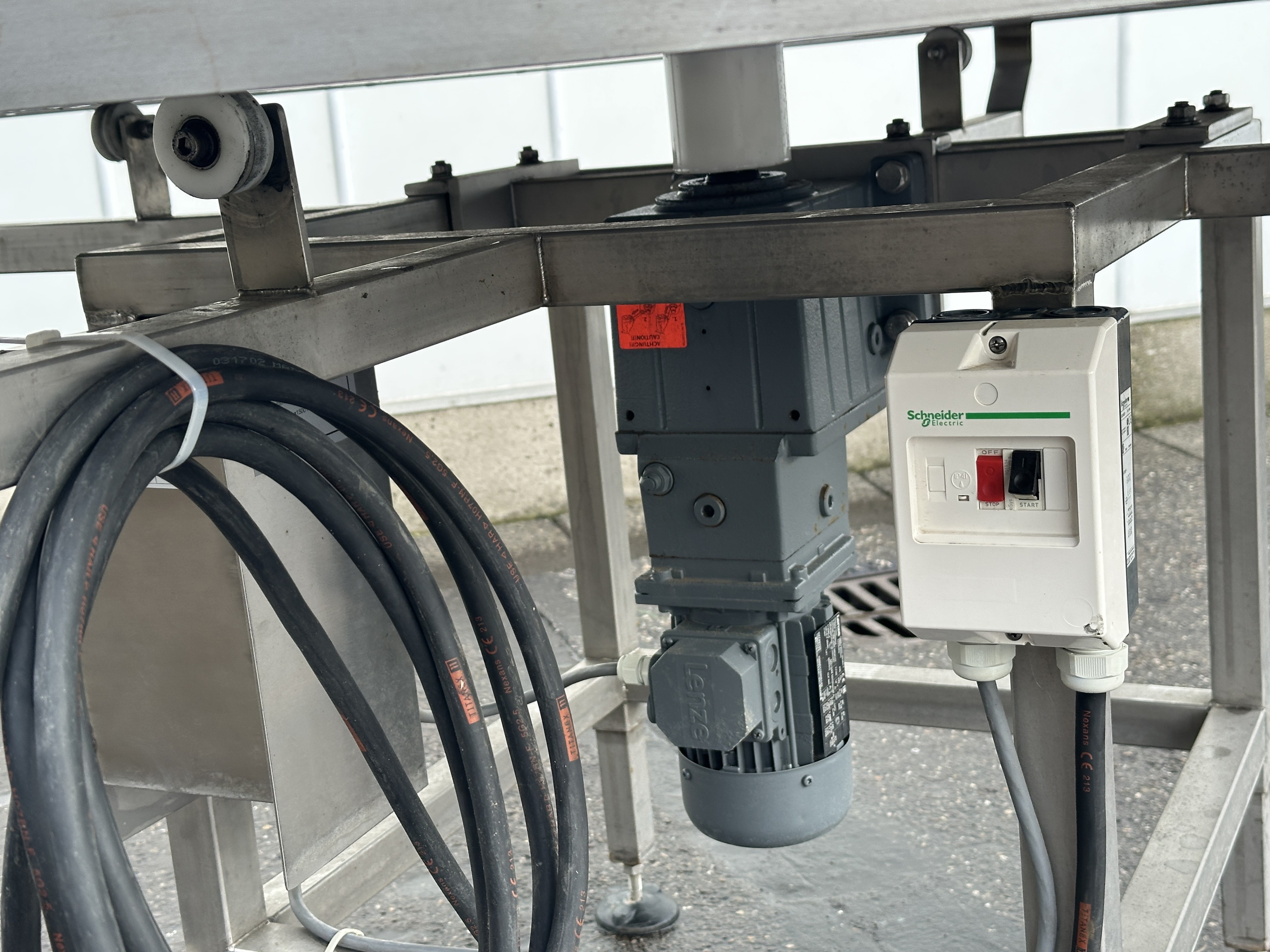 Prins Verpakkingstechniek 1500 mm Поворотные столы нержавеющая сталь