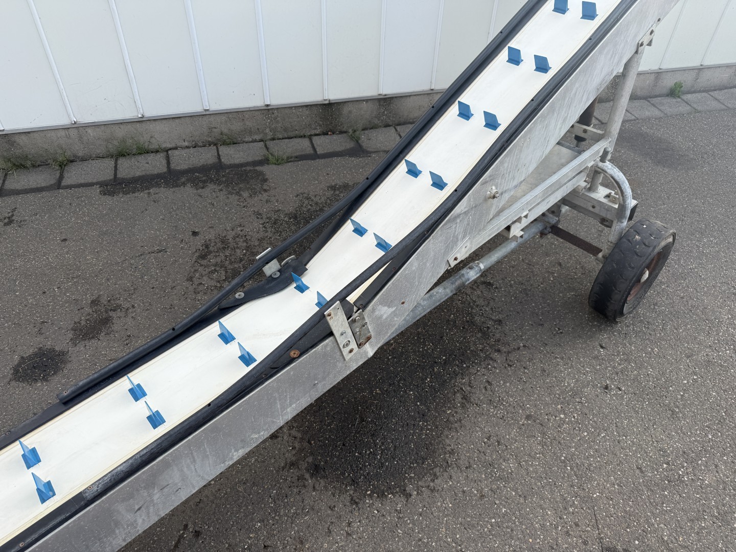 Beets SP2/750/27 Уборочный конвейер 750 x 27 см