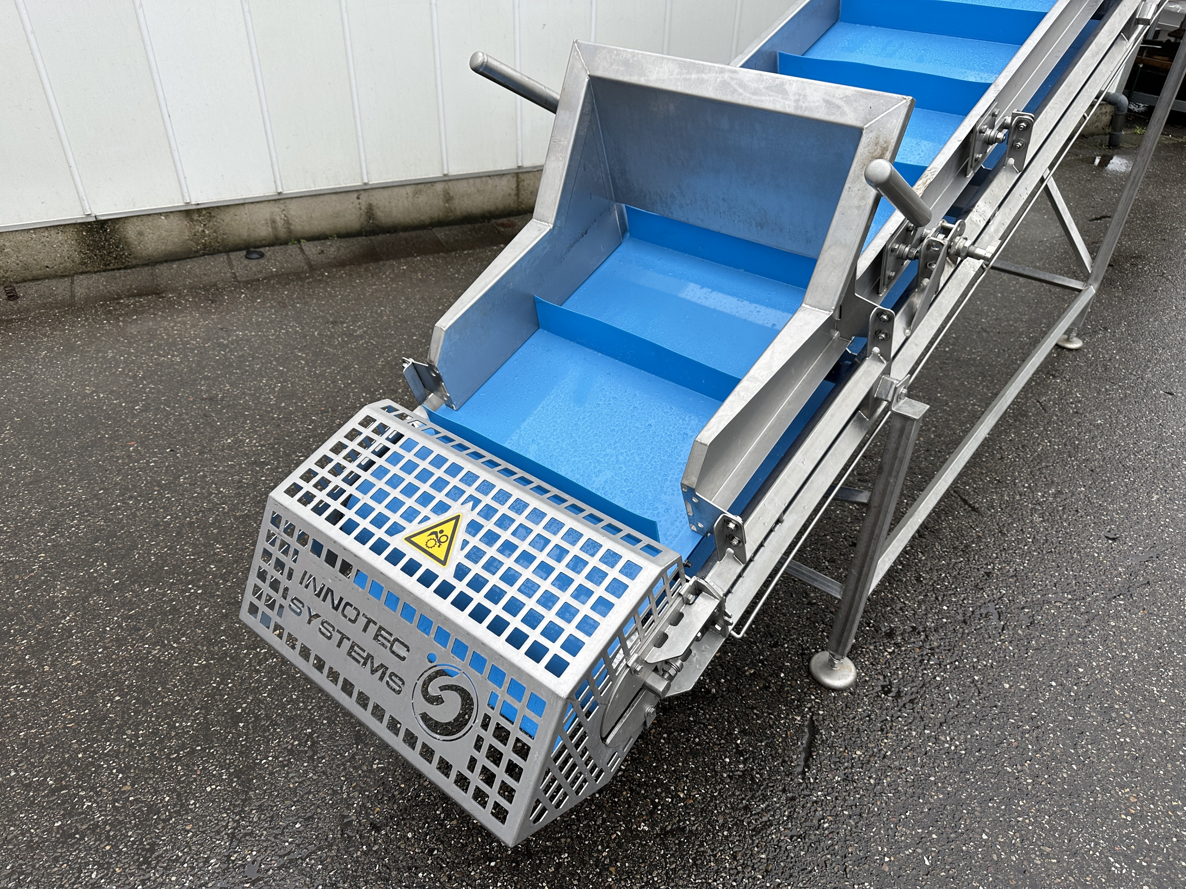 Innotec Systems Элеваторный конвейер 500 х 50 см