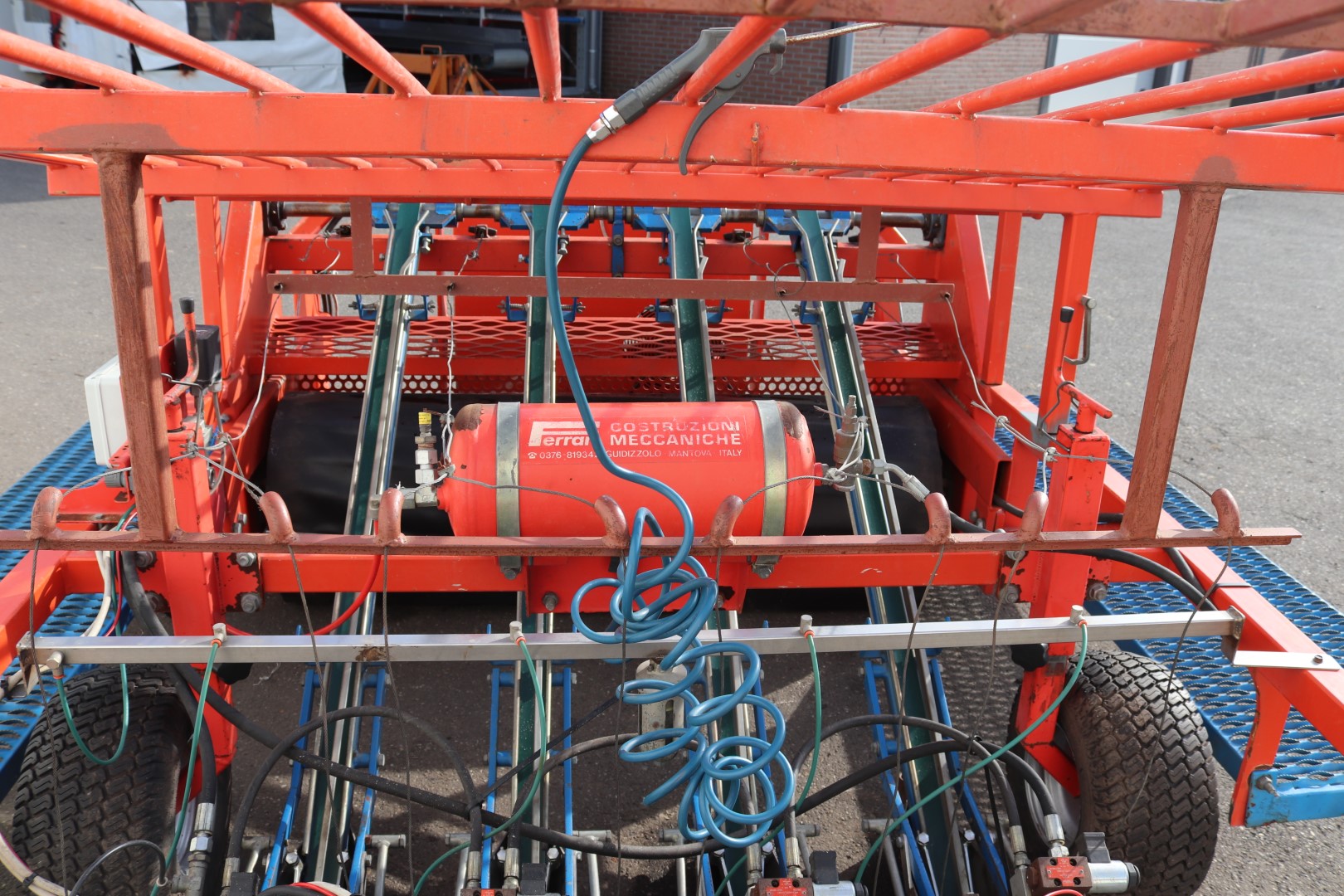 4-������ ����������������� ������ Ferrari Rotostrapp ��� ��������� ������