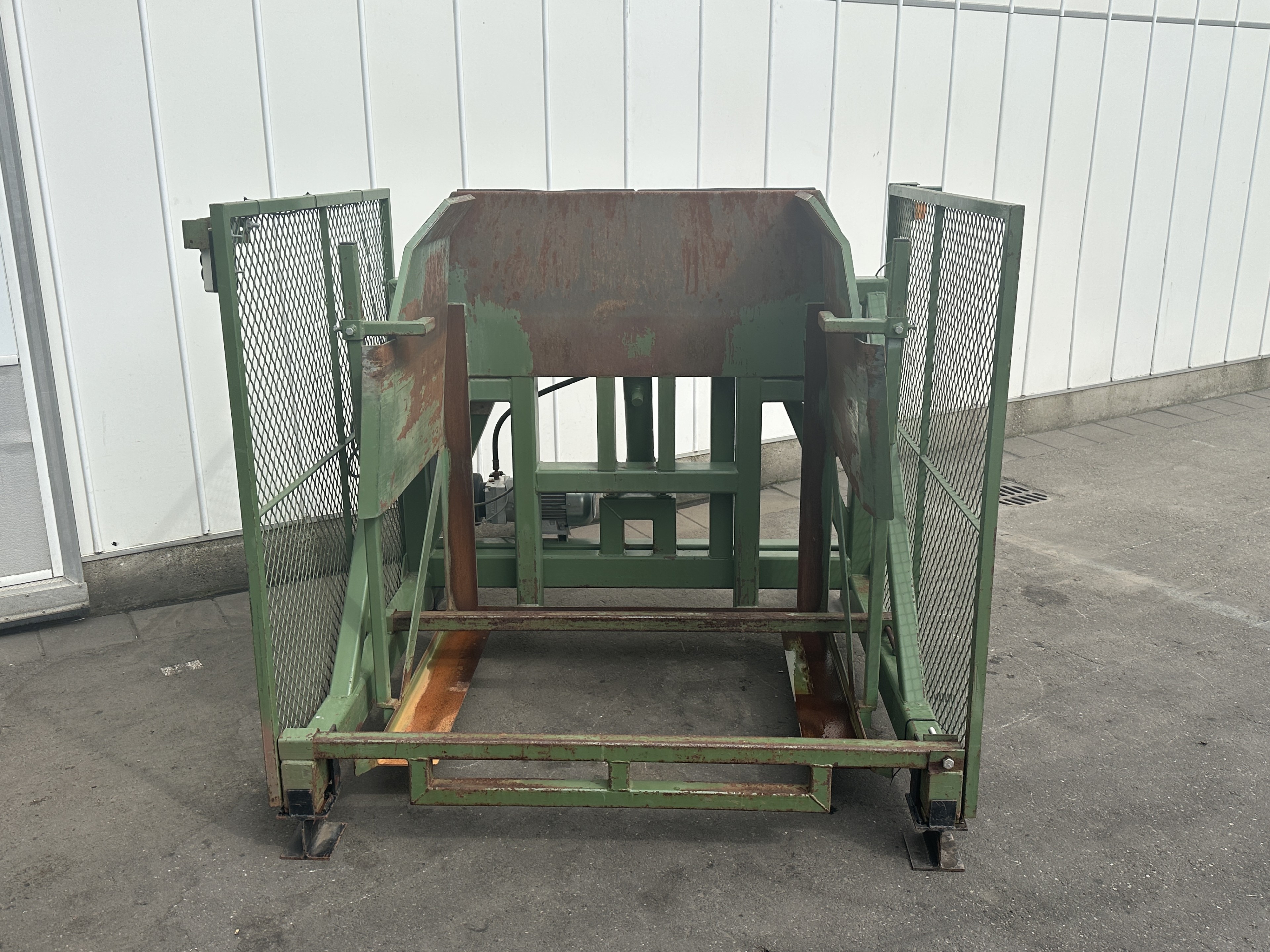 Schouten KK1200 Опрокидыватель контейнеров макс. 120 см