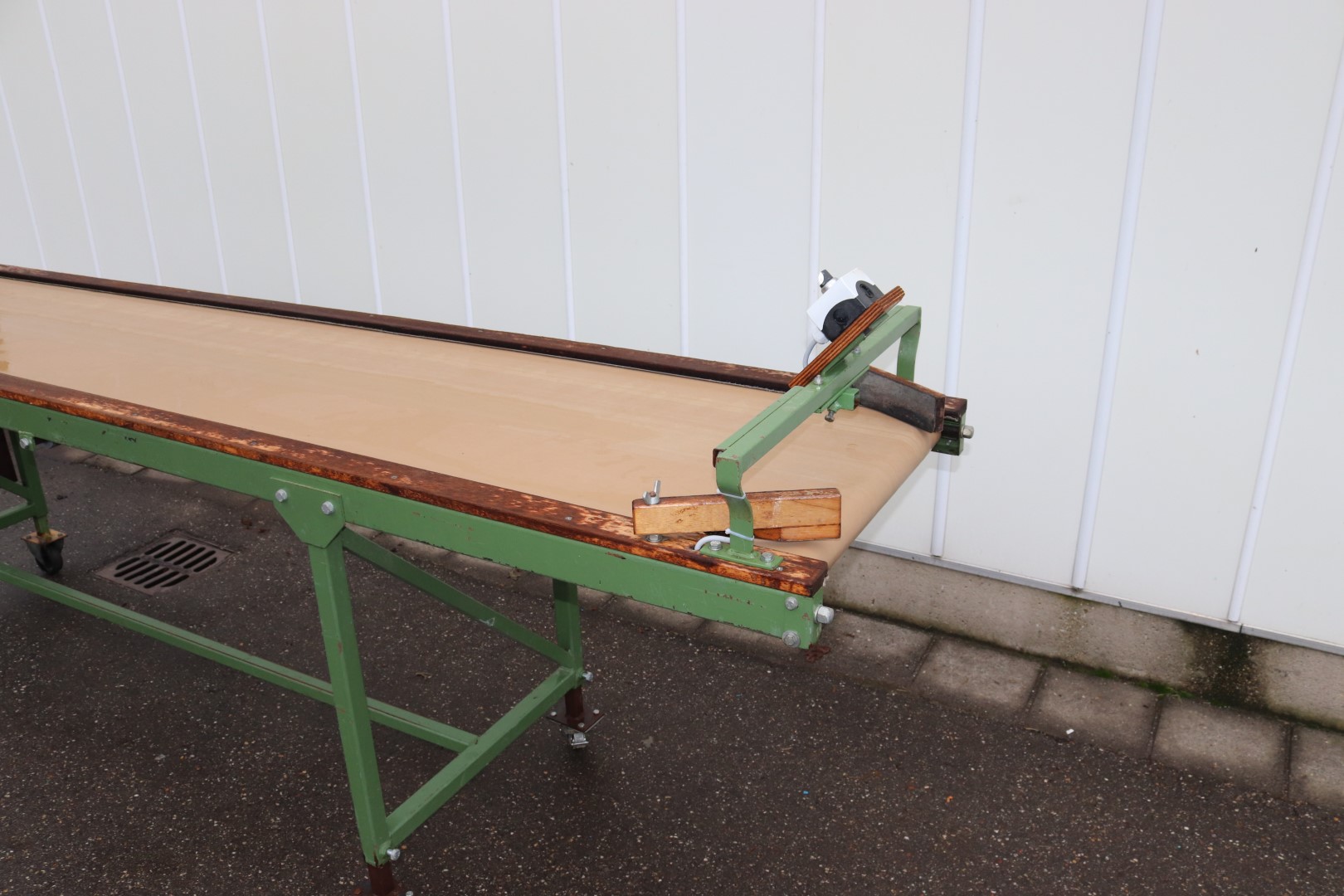 Инспекционный конвейер Schouten 310 x 55 см