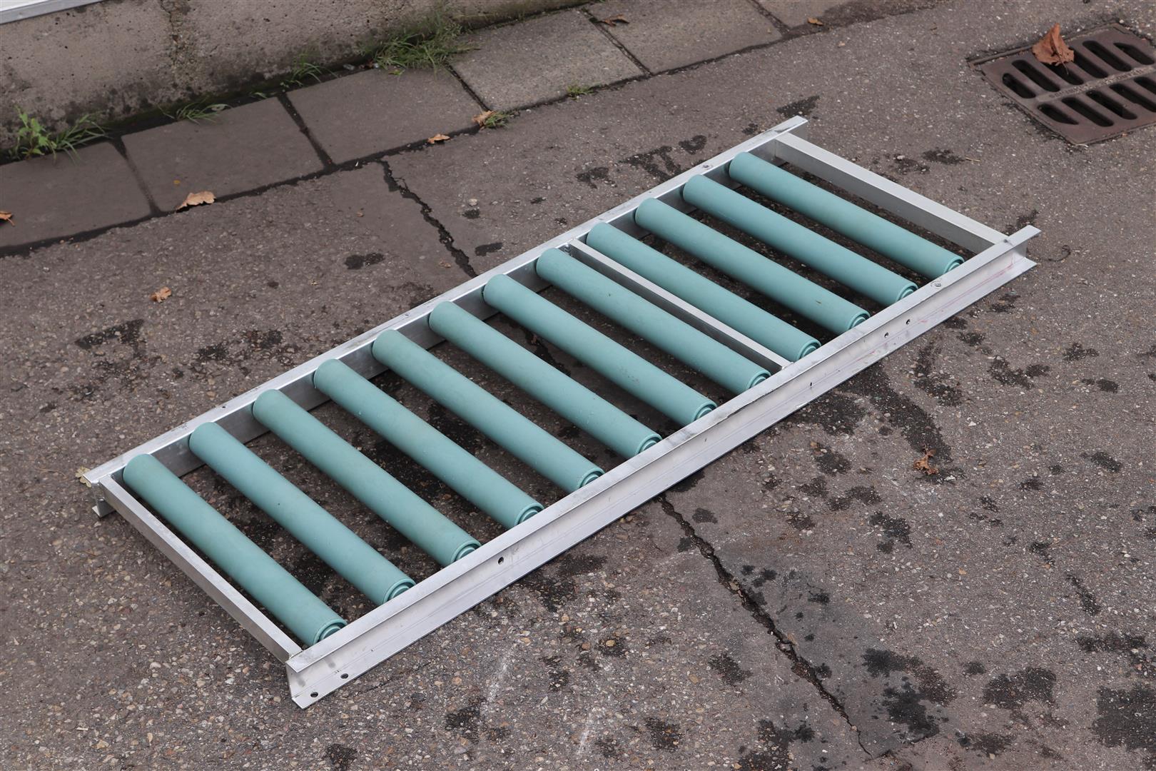 Роликовый конвейер 130 х 45 см
