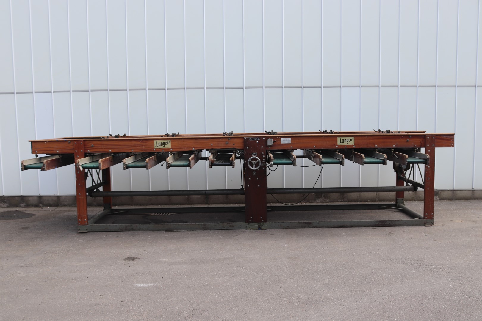 Langco DL8EB9 Сортировочная машина для луковиц цветов и брюссельской капусты