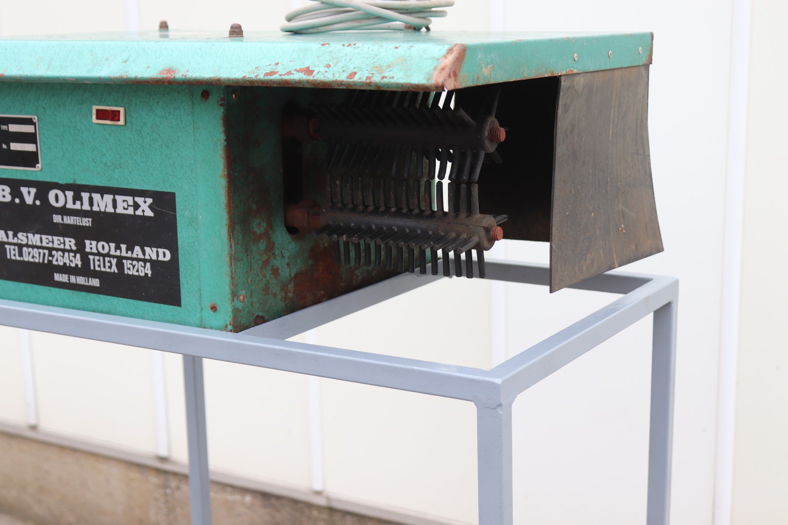 Olimex EOM deleafing machine