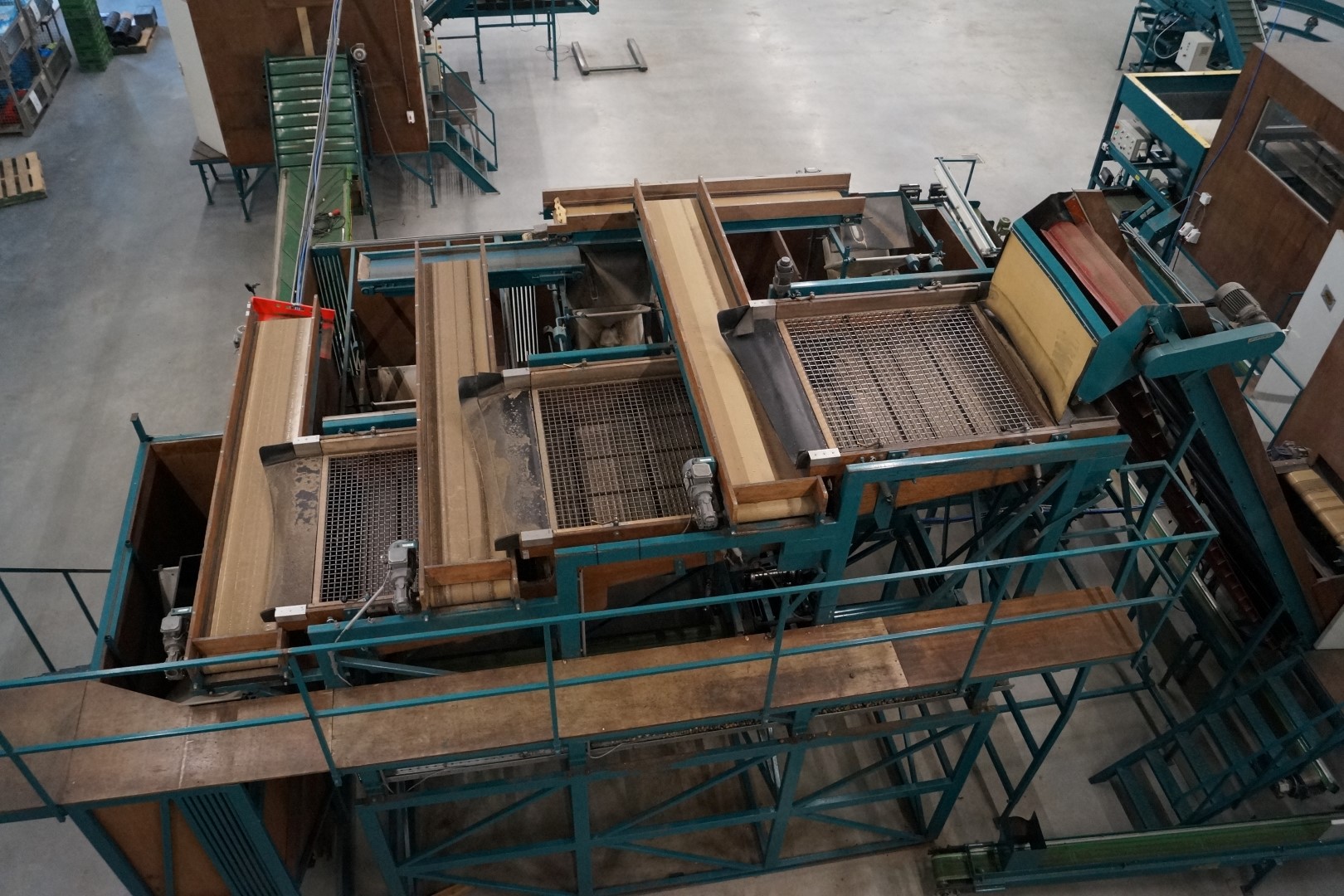 Бункерная сортировочная линия Demco для картофеля, брюссельской капусты или лука