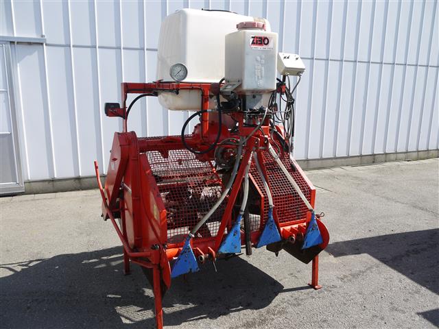 Землеройная машина Farmax SRP125LHD с набором для фумигации