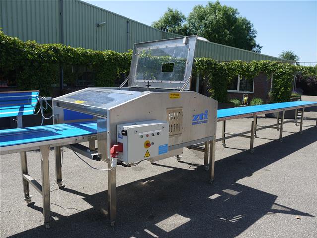 ZTI Mechatronics машина для обрезки цветов с конвейером